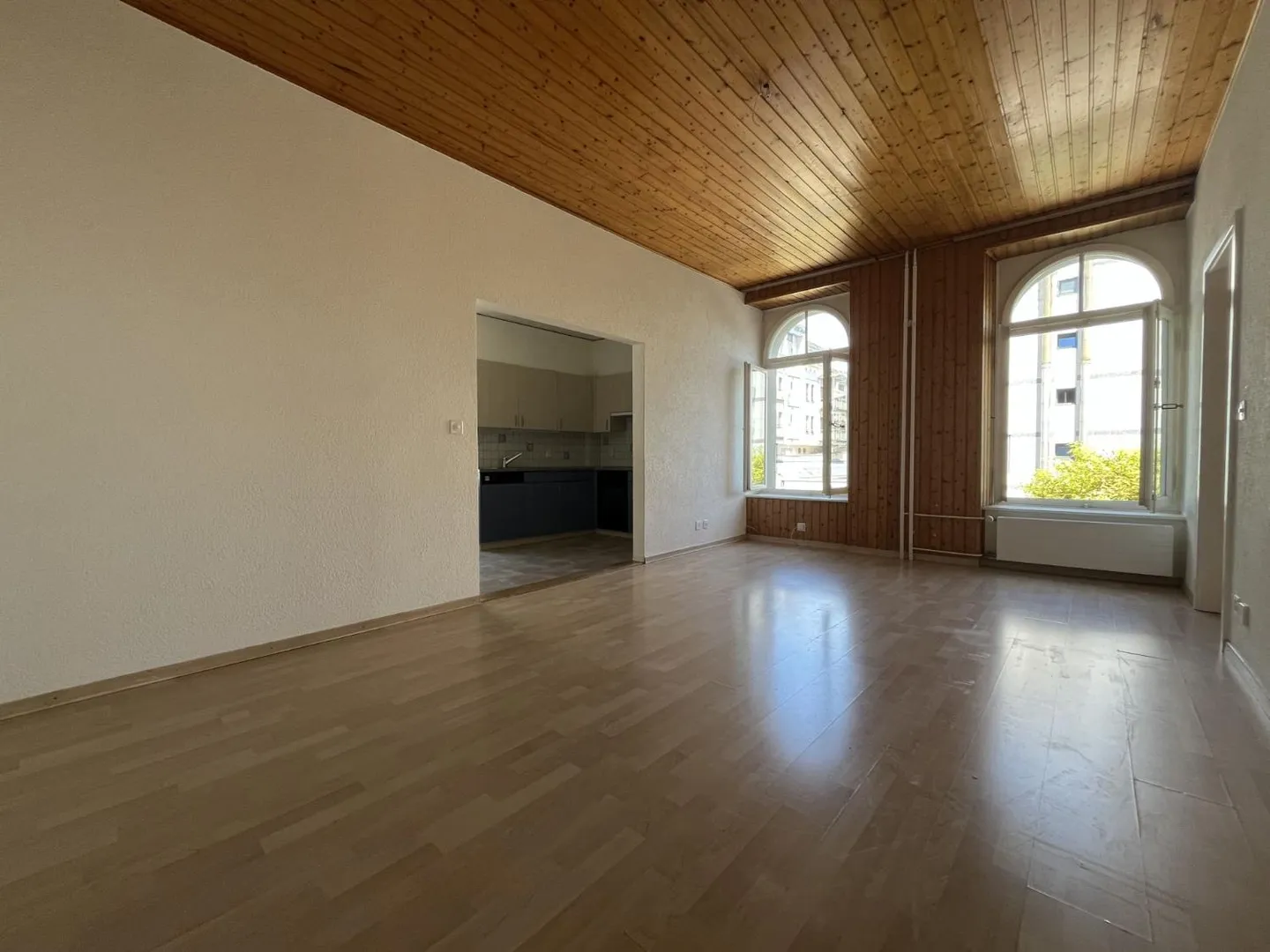 Appartement Charmant Près Commodités - Photo 3 sur 12