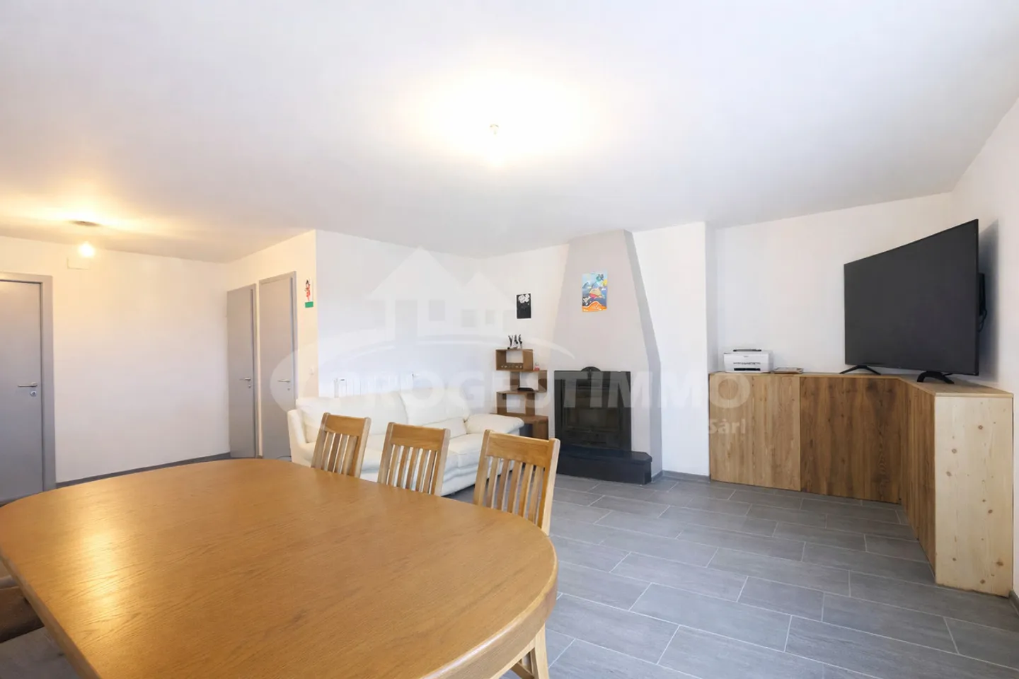 VILLAGE HOUSE WITH EXPANSION POSSIBILITIES - Photo 2 of 12