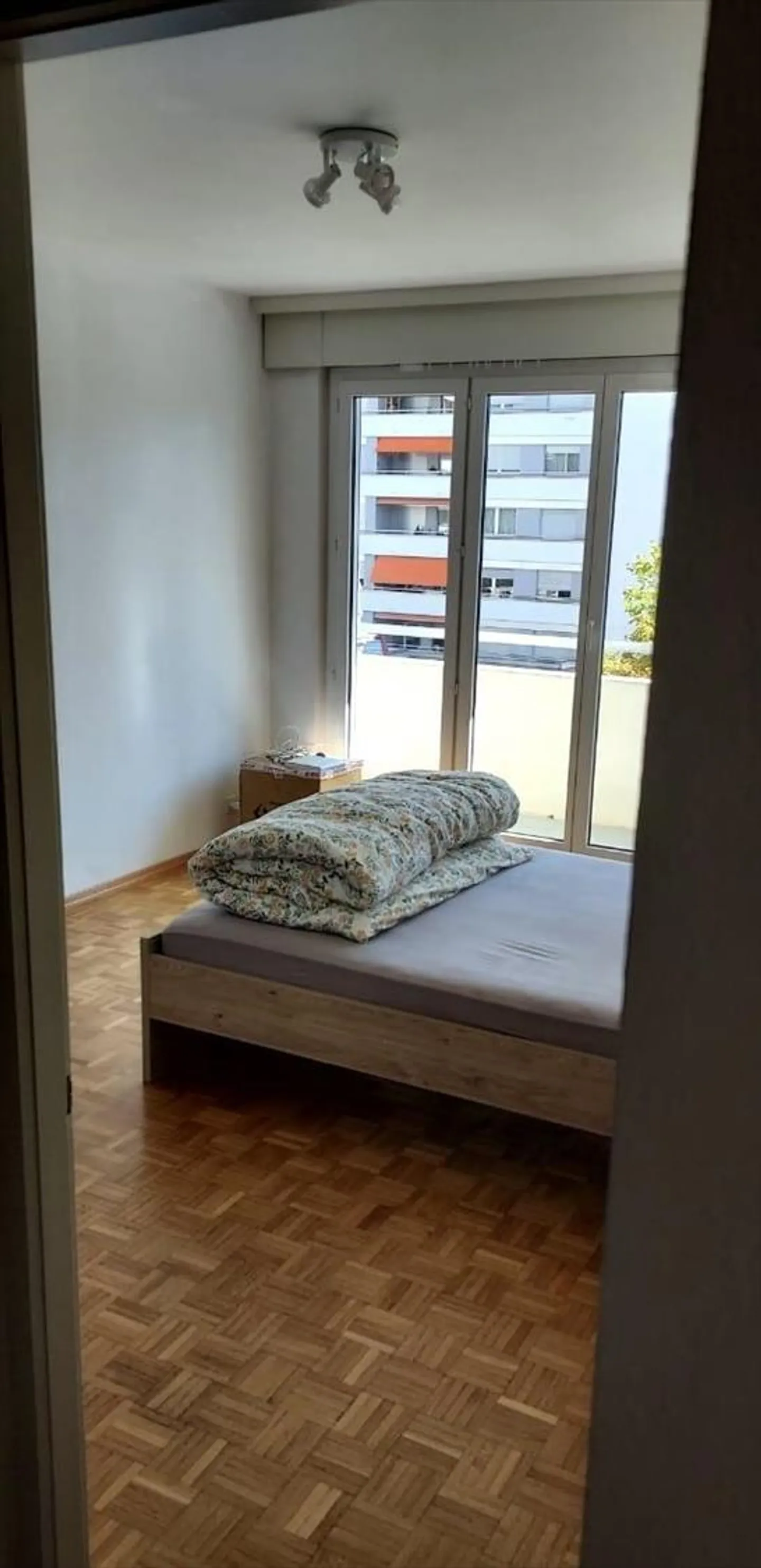 Geräumige 5-Zimmer-Wohnung mit Balkon - Foto 3 von 5
