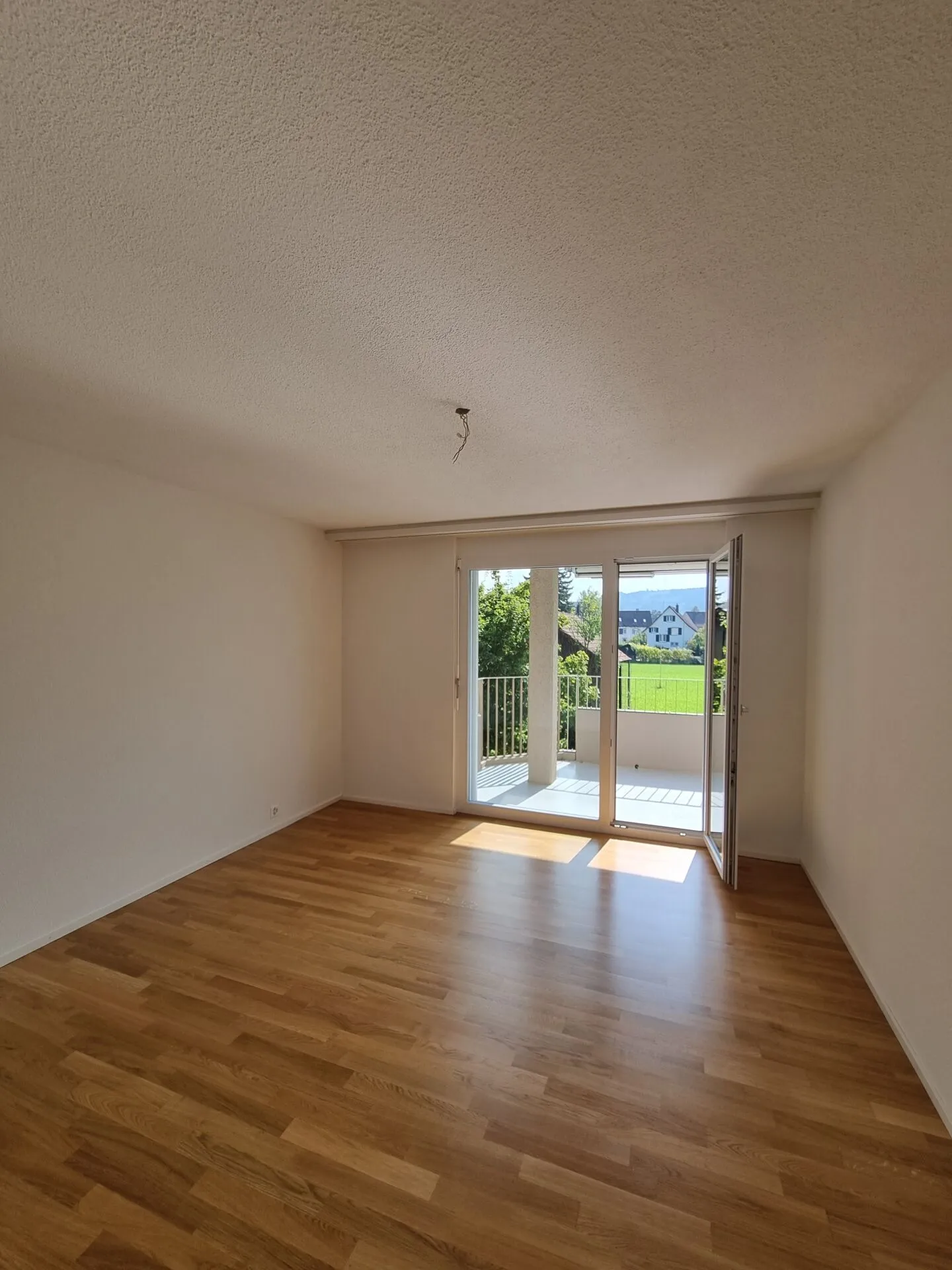 Spacious 4.5-room apartment in a quiet location - Photo 6 of 13