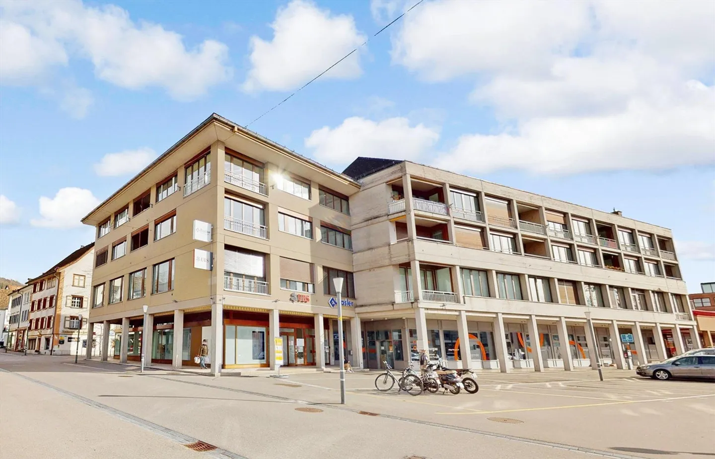 Underground parking spaces in the center of Weinfelden - Photo 1 of 2