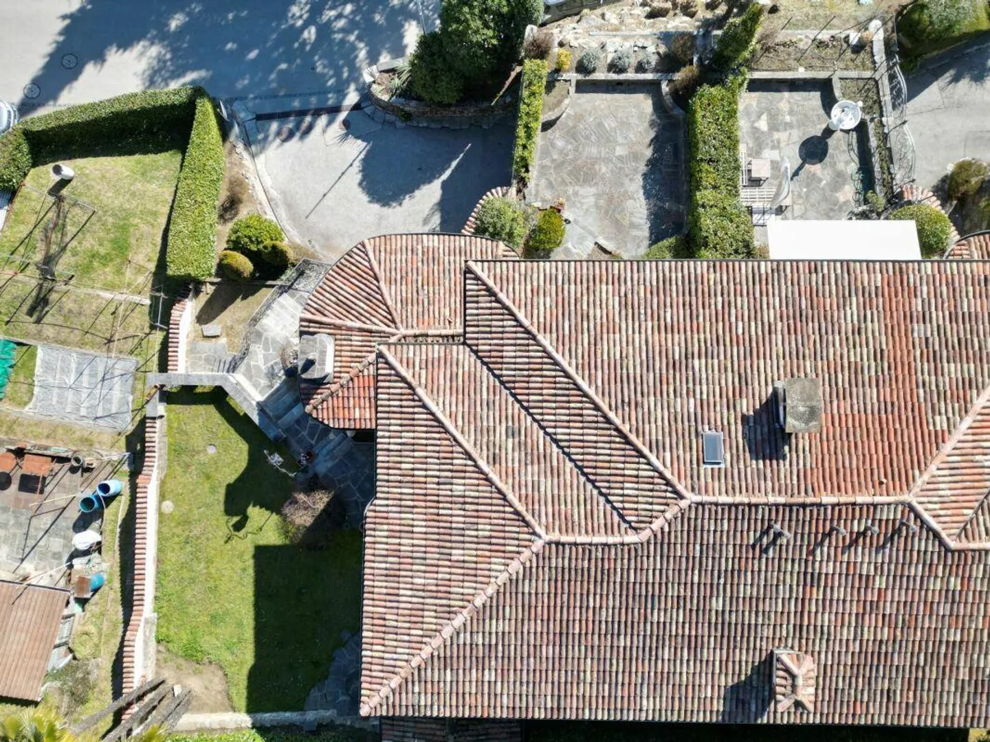 Elegantes Mittelmeervilla mit atemberaubendem Blick auf den Luganer Golf - Foto 23 von 23