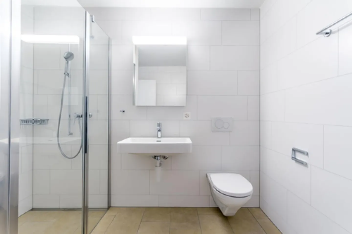 Dreamlike Single Apartment in a Quiet Location - Photo 3 of 6