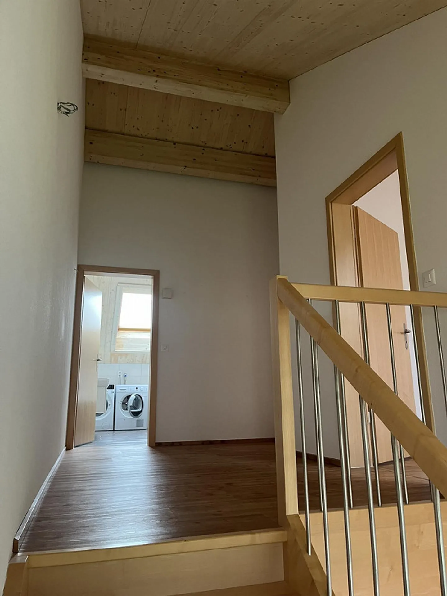 Four and a half rooms - Photo 9 of 15