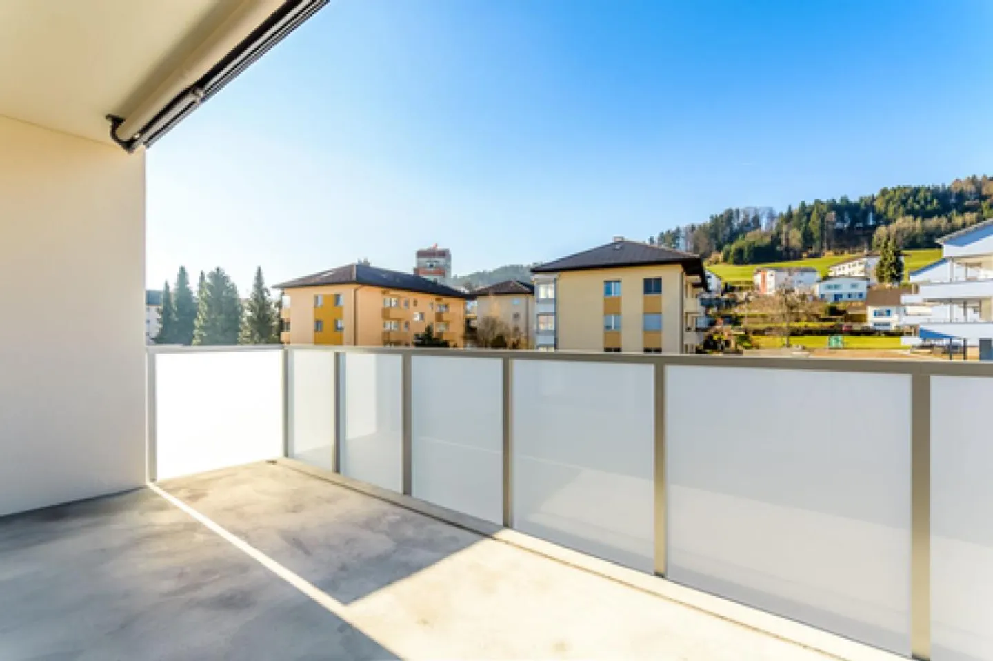 Dreamlike Single Apartment in a Quiet Location - Photo 1 of 6
