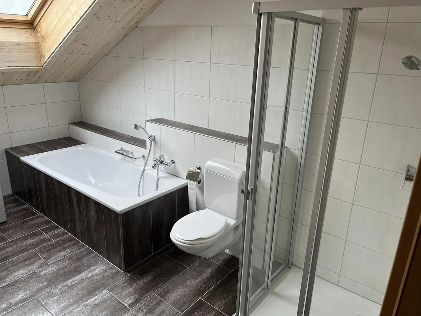 Four and a half rooms - Photo 12 of 15