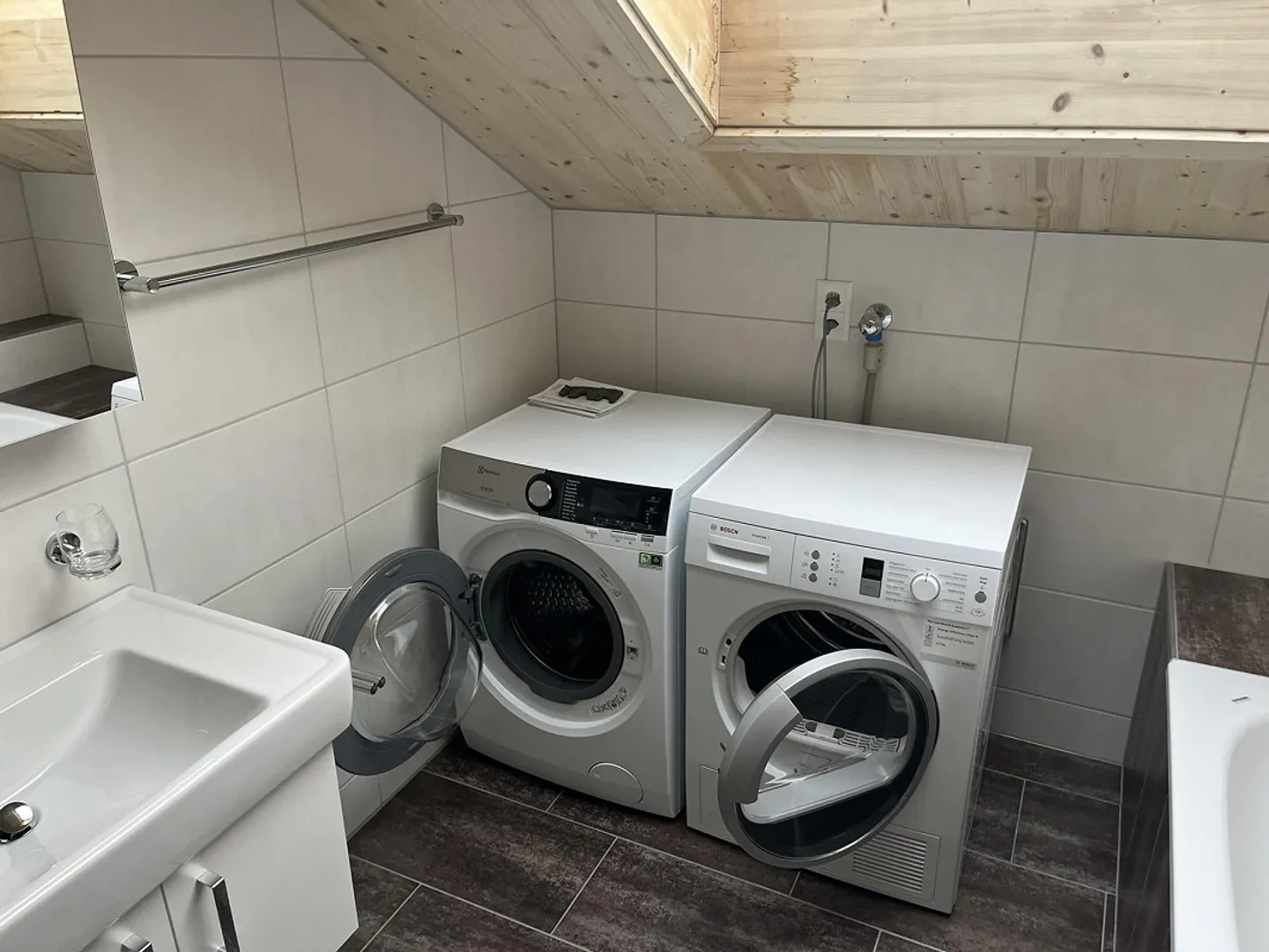 Four and a half rooms - Photo 13 of 15