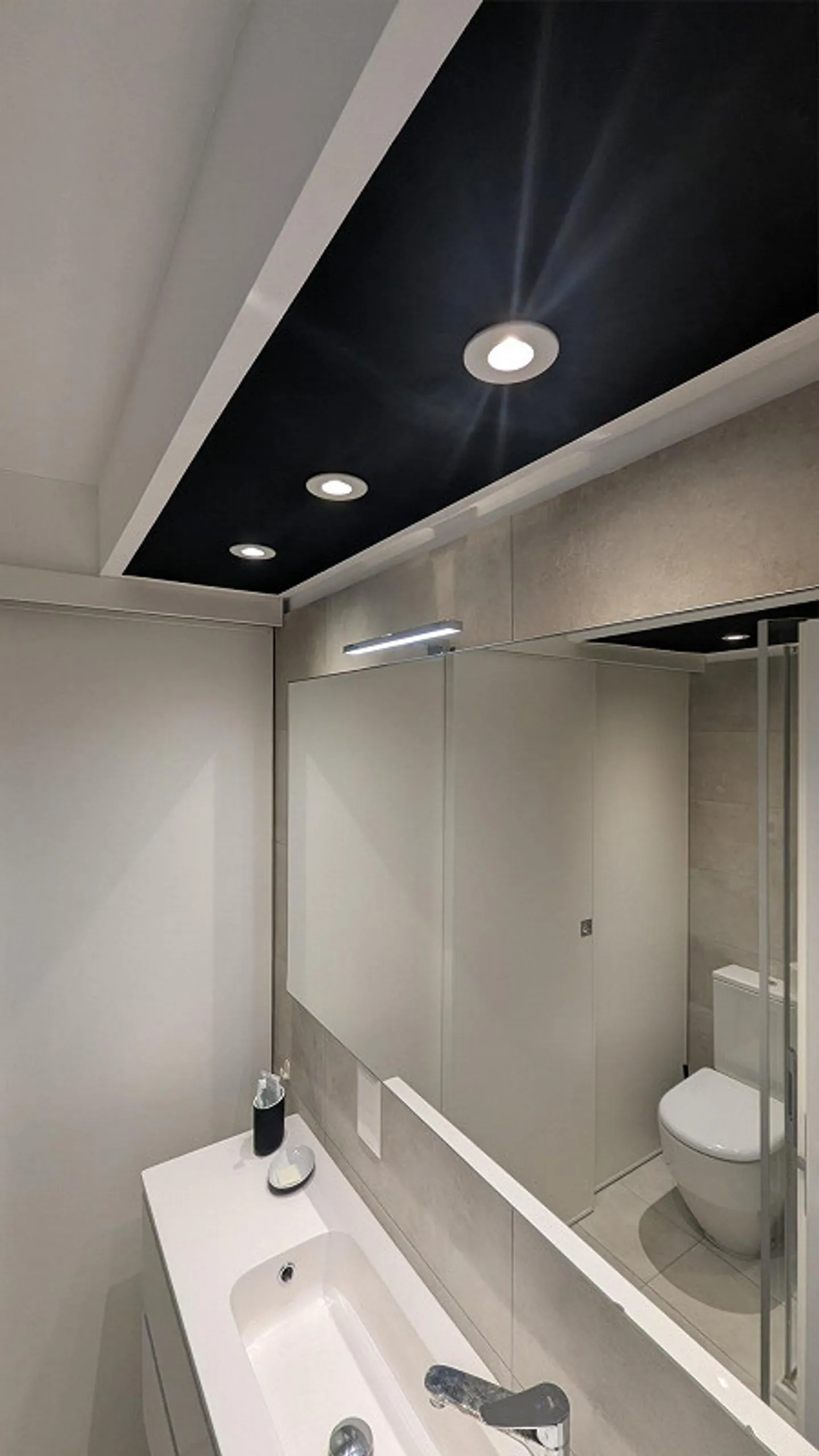 Casa vacanze con 2 studi e rimessa al Lago di Lugano - Foto 17 di 21