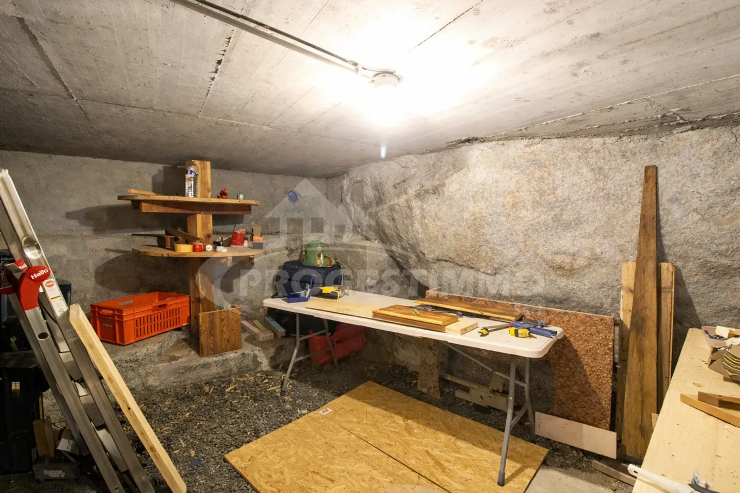 VILLAGE HOUSE WITH EXPANSION POSSIBILITIES - Photo 11 of 12