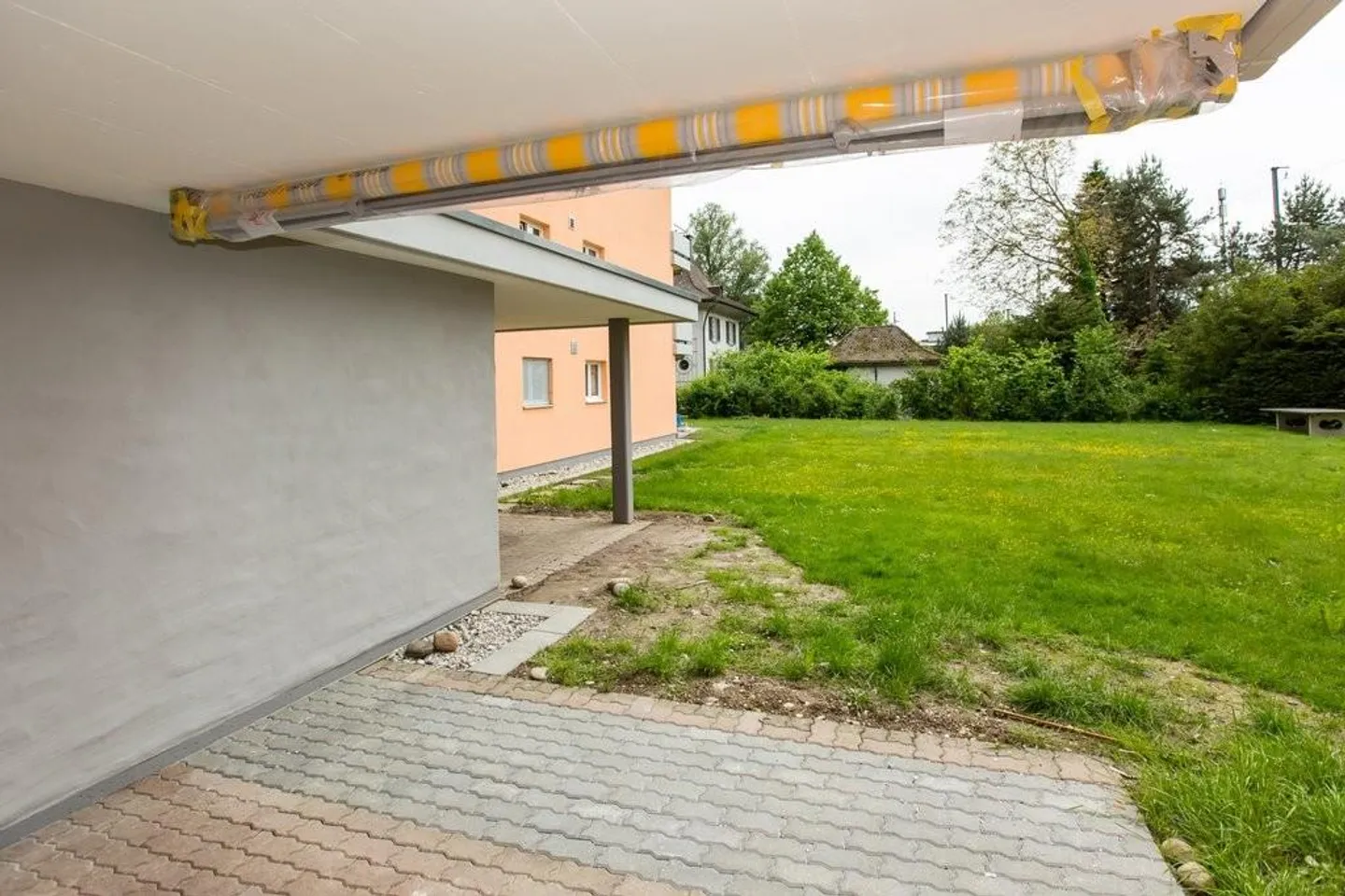 Vivere modernamente con la stazione dei treni proprio dietro l'angolo! - Foto 10 di 10