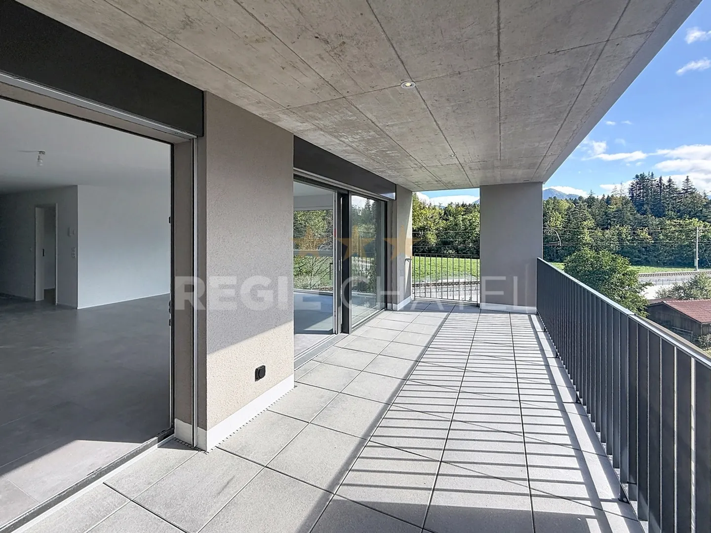 Appartement moderne 4,5 pièces - Photo 8 sur 8