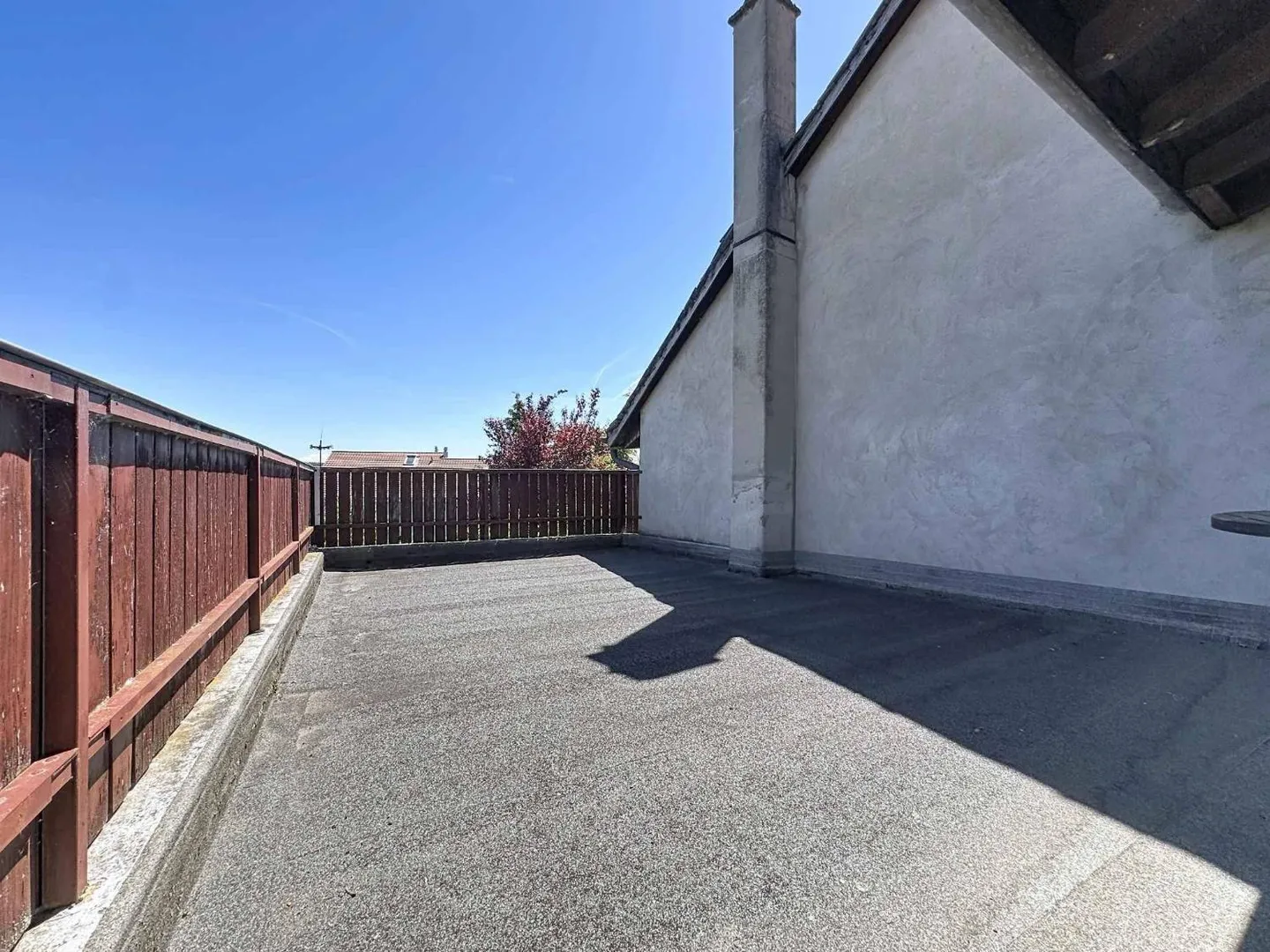 Maison Charmante avec Potentiel - Photo 10 sur 12