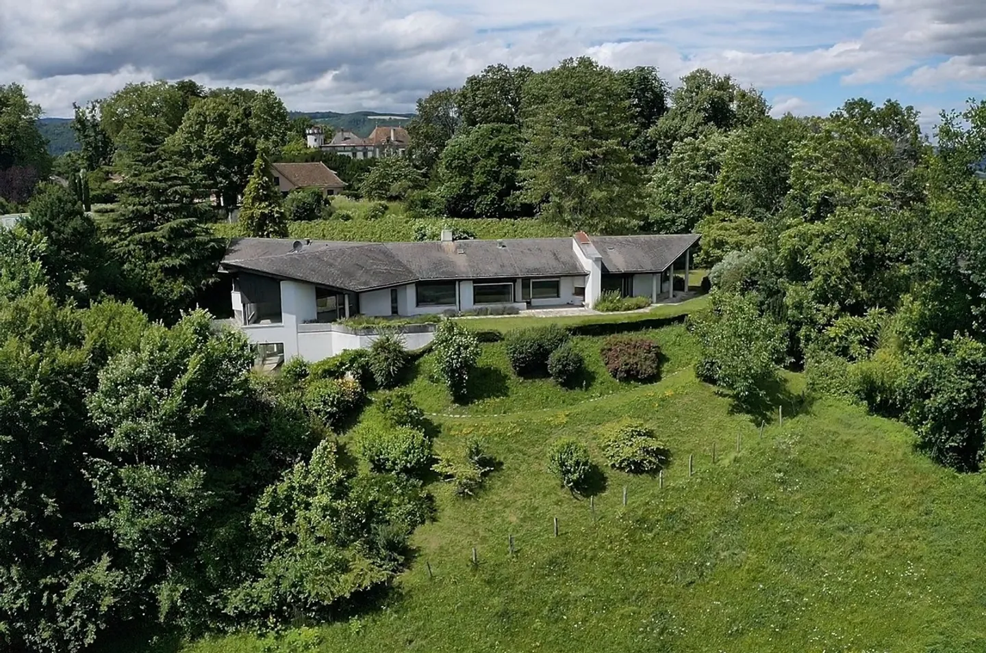 Proprietà da ristrutturare completamente su un superbo lotto con vista a Dully - Foto 4 di 4