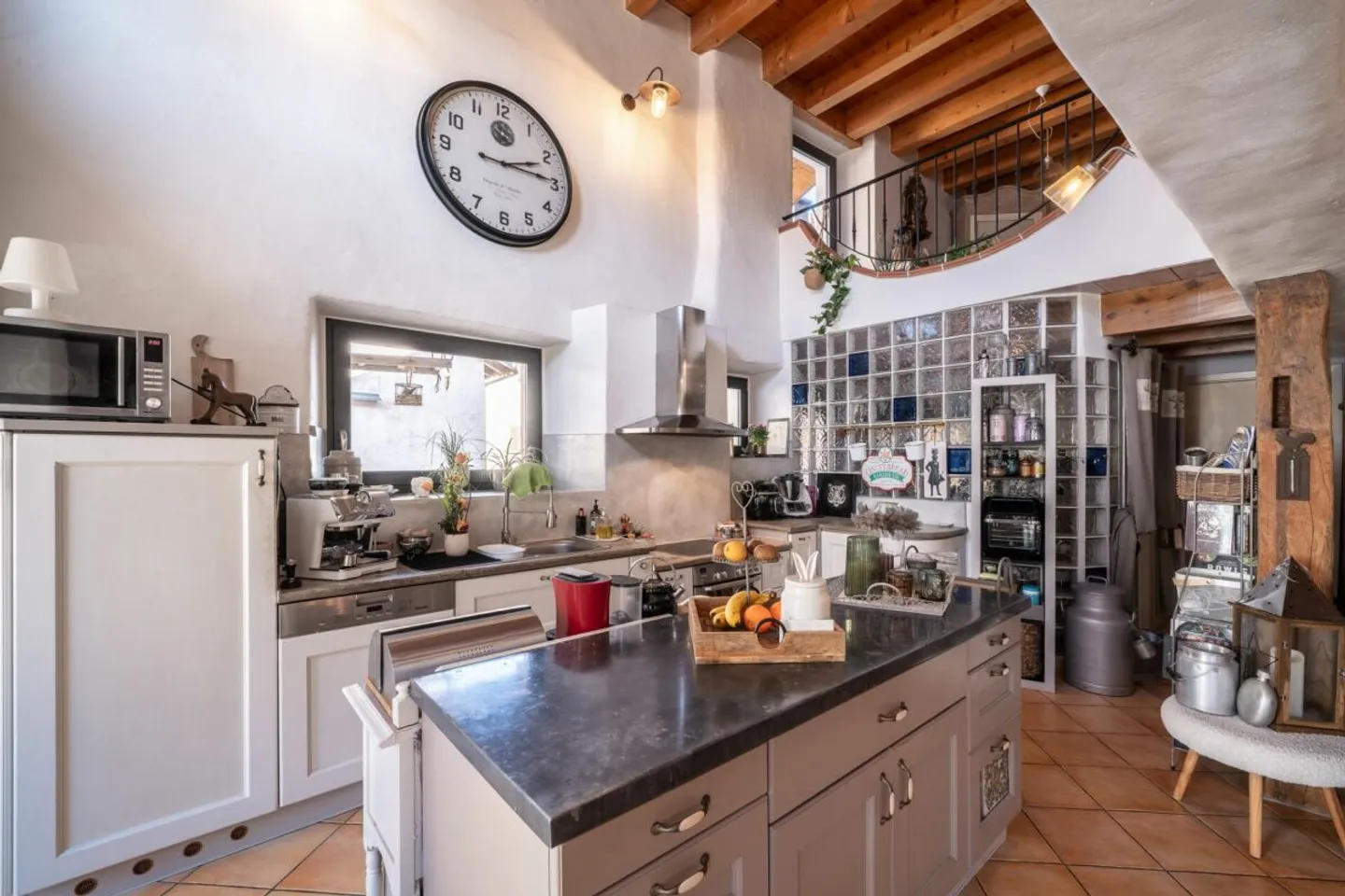 Charmantes Dorfhaus mit Terrasse - Foto 4 von 17