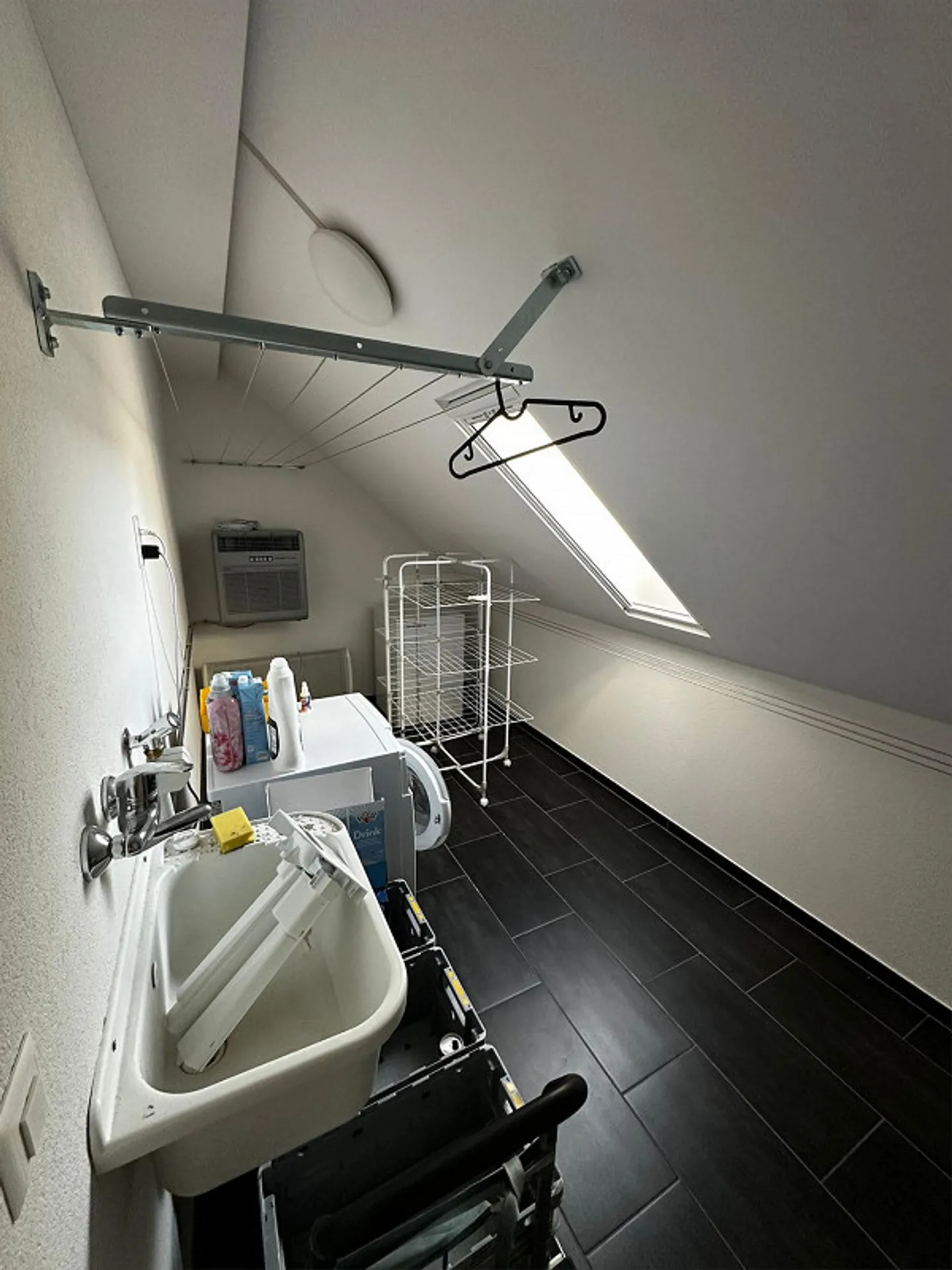 Belle, lumineuse appartement de 4.5 pièces, dans un emplacement optimal - Photo 15 sur 16