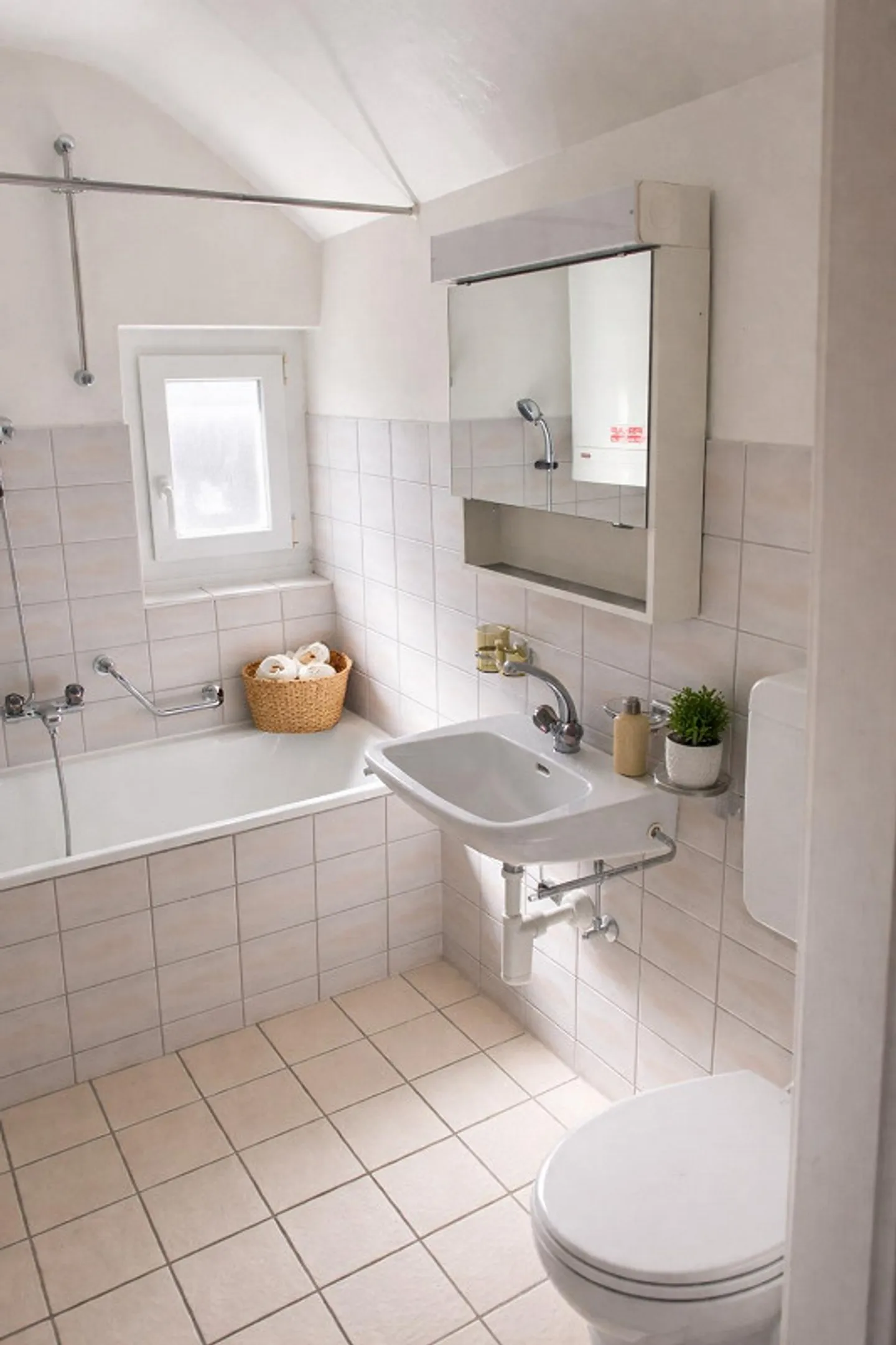 appartement au dernier étage dans un quartier calme - Foto 6 di 9