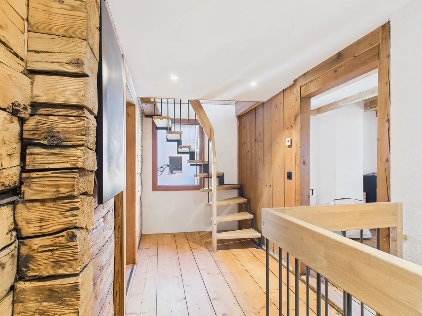 Il fascino della casa in legno incontra lo standard di sviluppo moderno - 1° e 2° residenza possibile - Foto 6 di 12