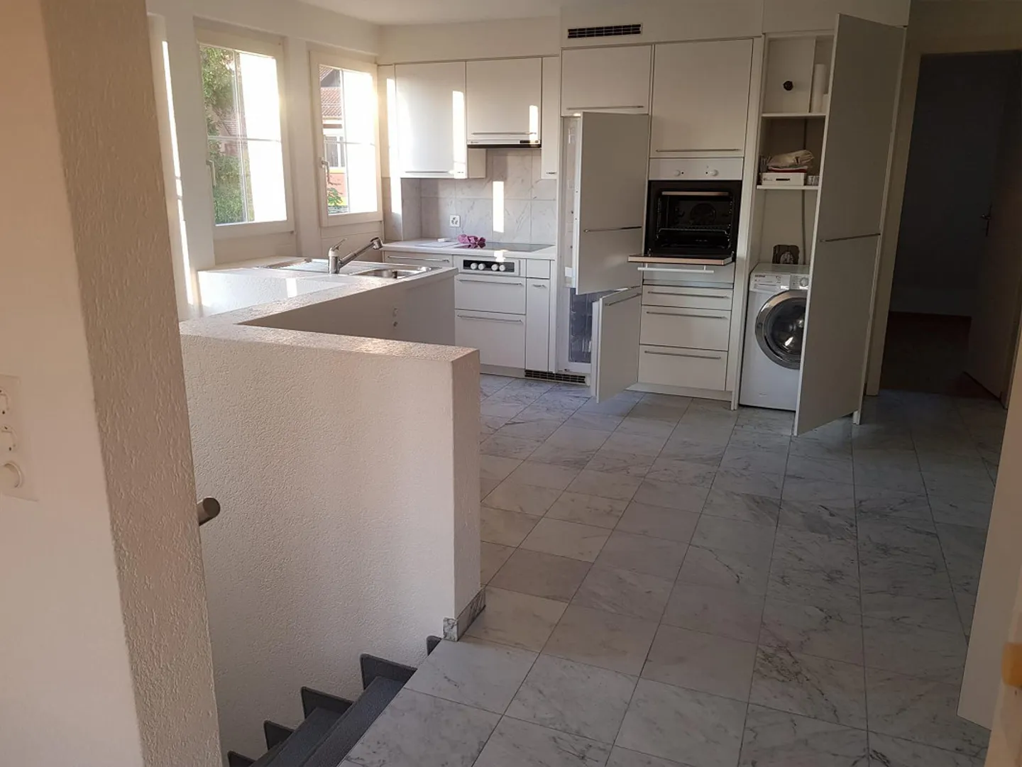 Superschöne 4 Zimmer-Wohnung im Kreis 6 beim Irchelpark - Foto 4 von 5