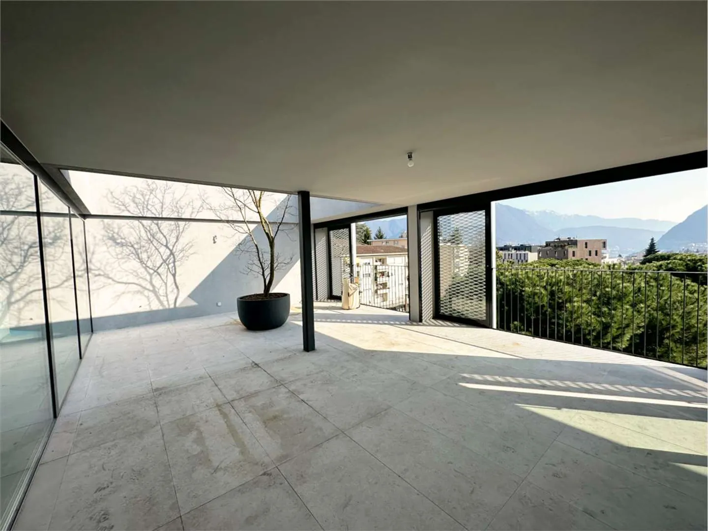 Penthouse for sale - Photo 1 of 14