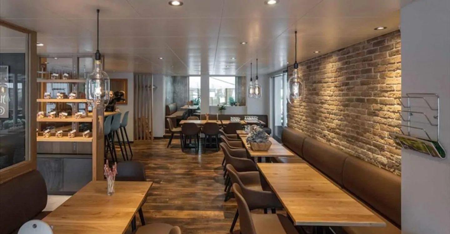 Shop for rent - Photo 5 of 6