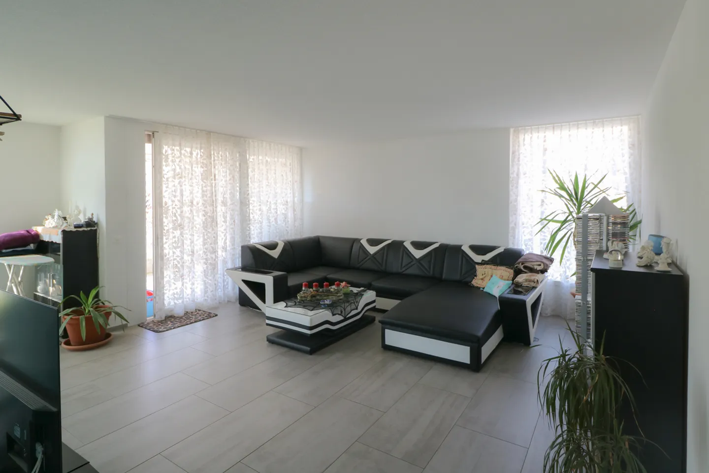 Moderno appartamento di 4,5 stanze con bella terrazza - Foto 2 di 6