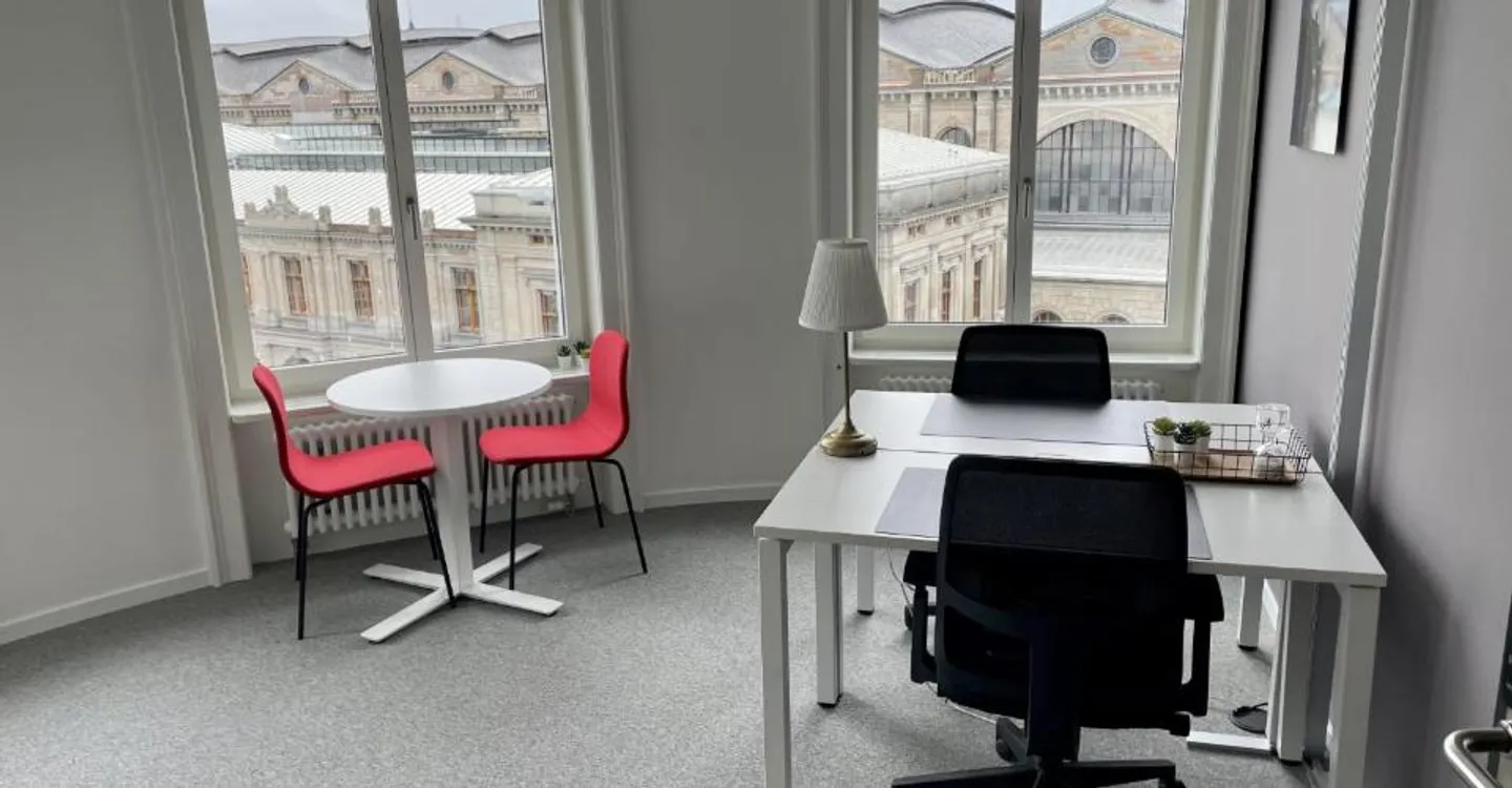 Office Space for 3 in Spaces Bahnhofplatz - Photo 3 of 8