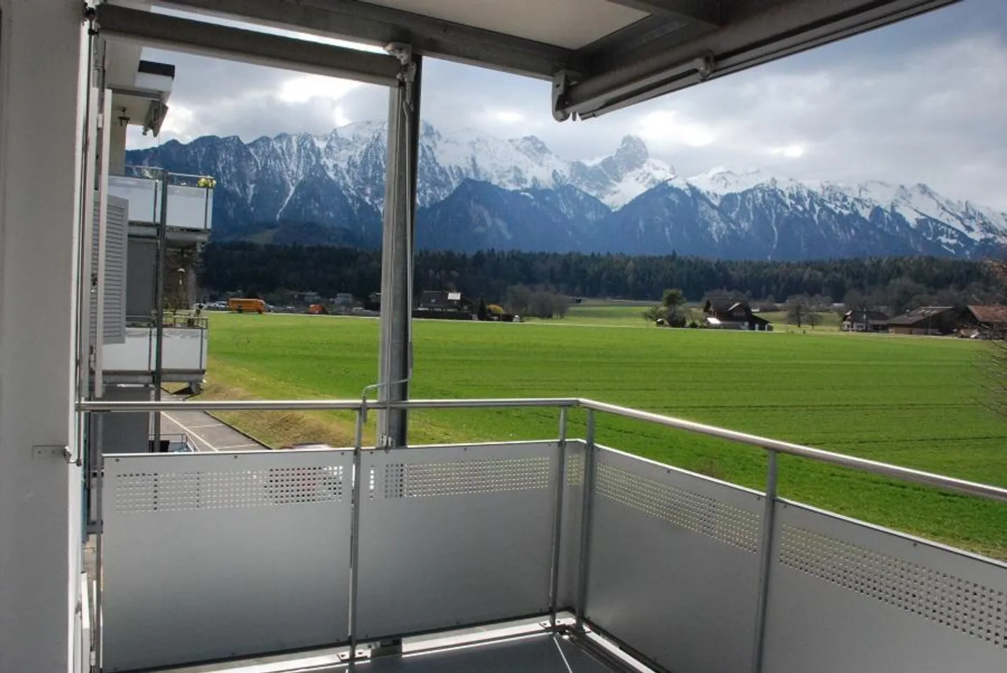 Appartement avec vue sur les montagnes ! - Photo 7 sur 8