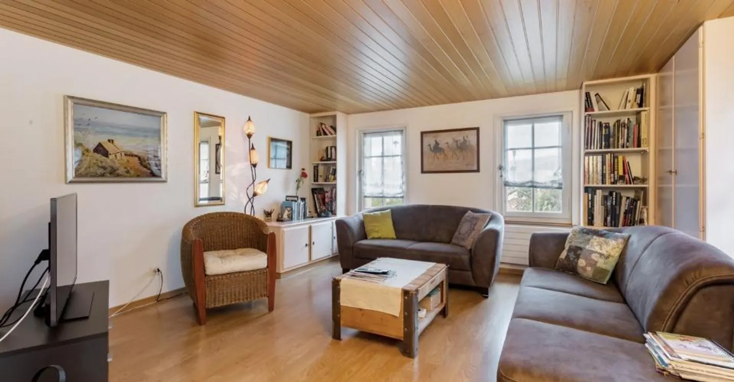 SPACIOUS 4.5 ROOMS OF 122M2 IN A QUIET ENVIRONMENT! - Photo 1 of 5