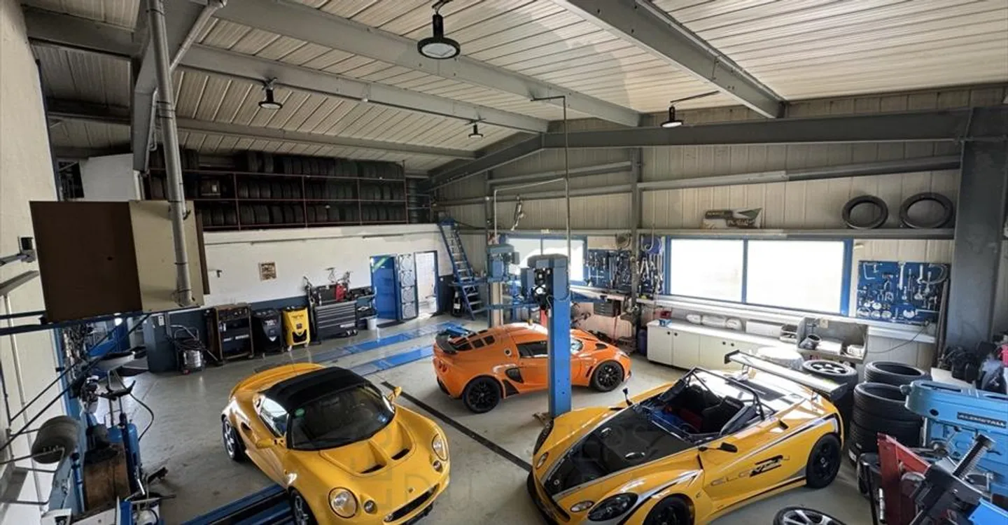 Garage et Carrosserie à Fahy - Photo 9 sur 13