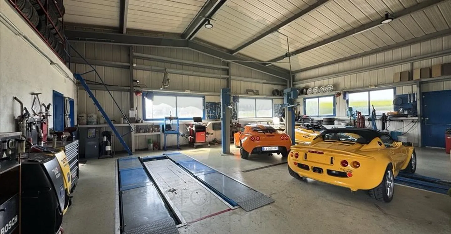 Garage et Carrosserie à Fahy - Photo 11 sur 13