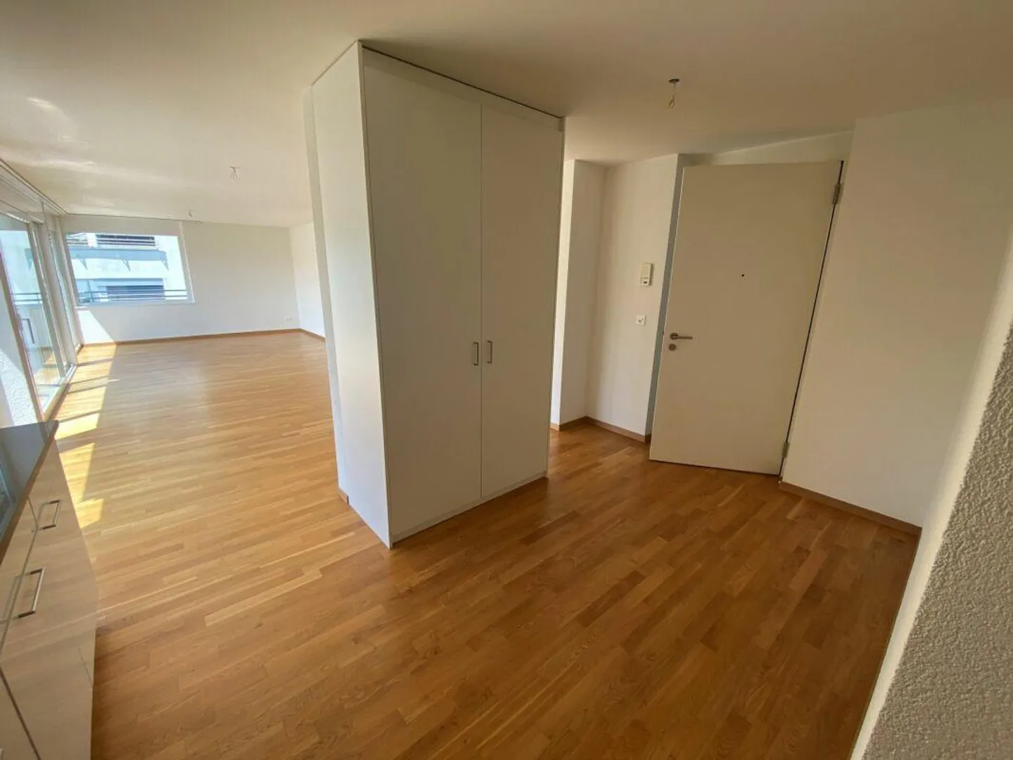 Bright 2.5 Room Attic Apartment with Spacious Terrace for Rent - Photo 3 of 8