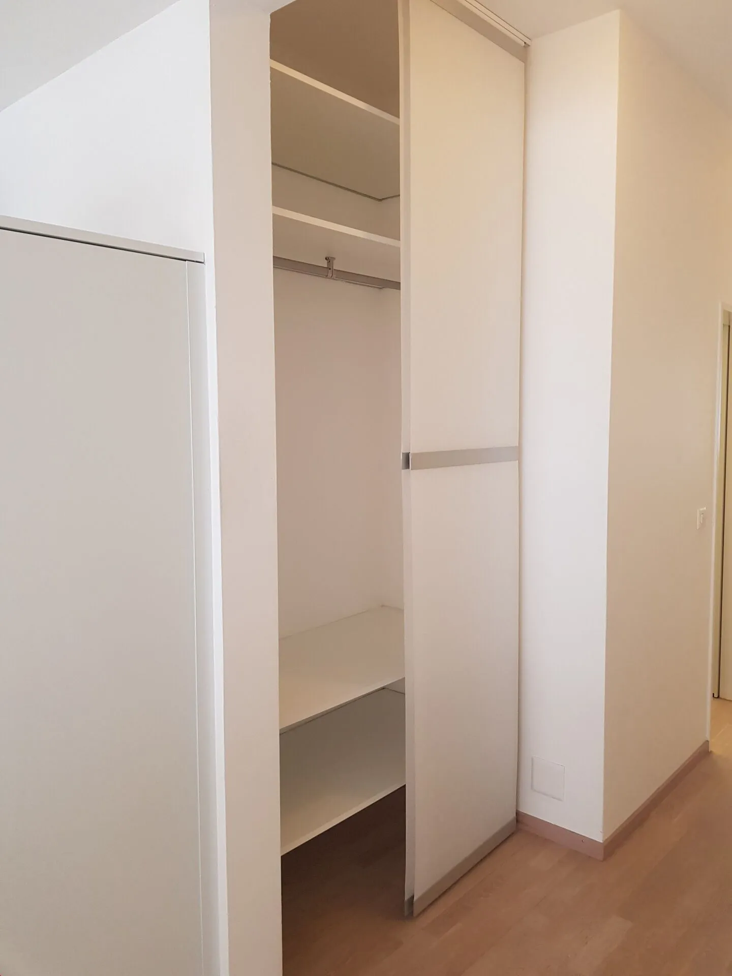 Modern Old Town Apartment - Photo 3 of 9