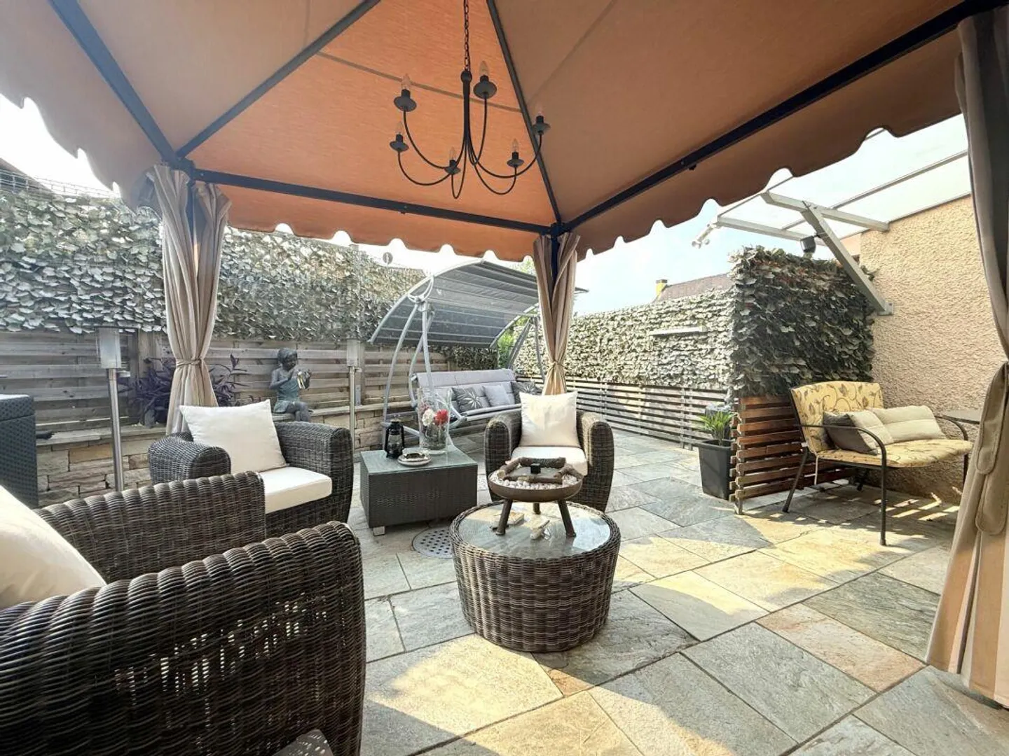 Aussergewöhnliches Haus mit Spa - Foto 5 von 9