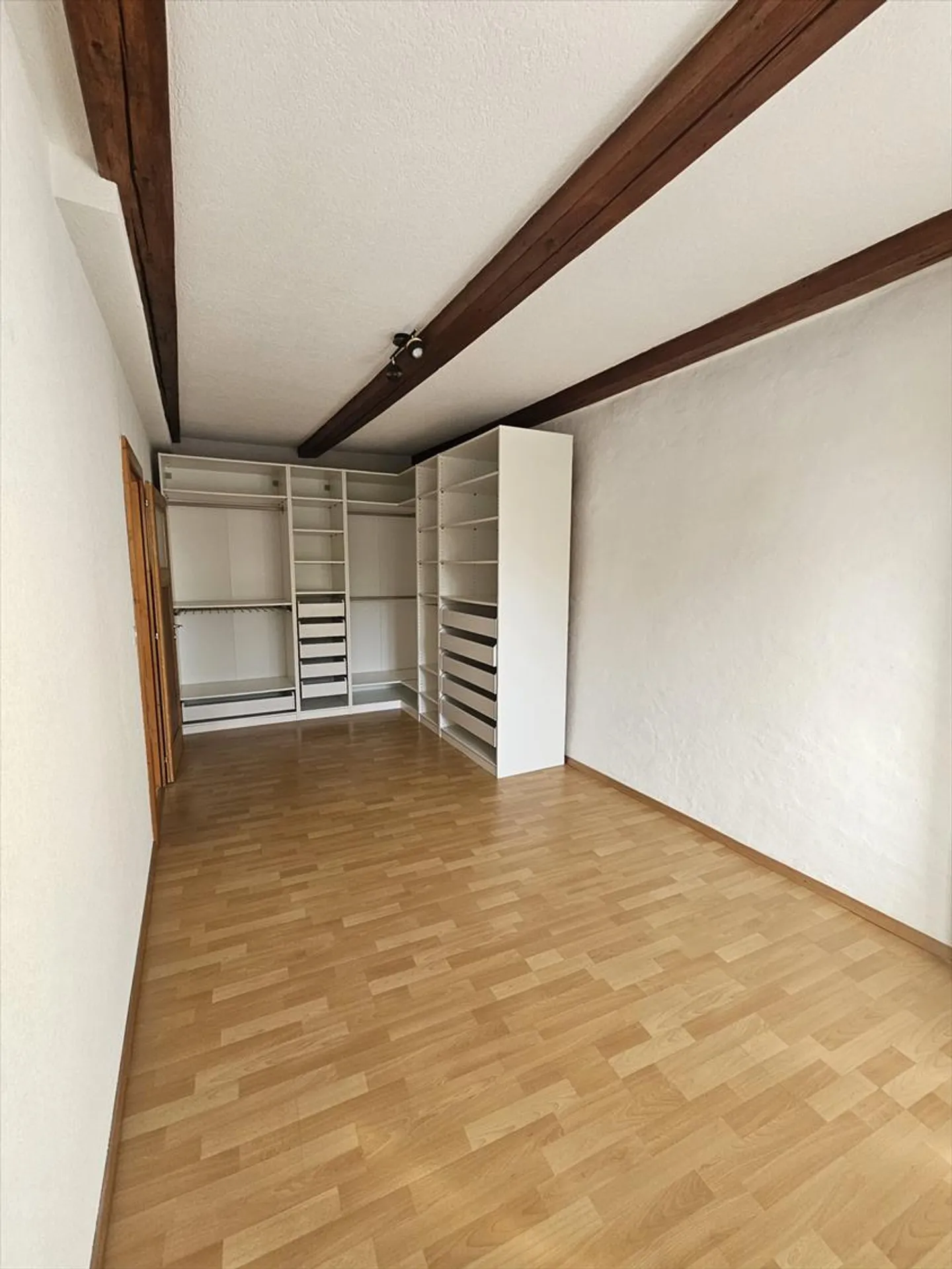 Appartamento con 4,5 stanze in mansarda con charme - Foto 6 di 8