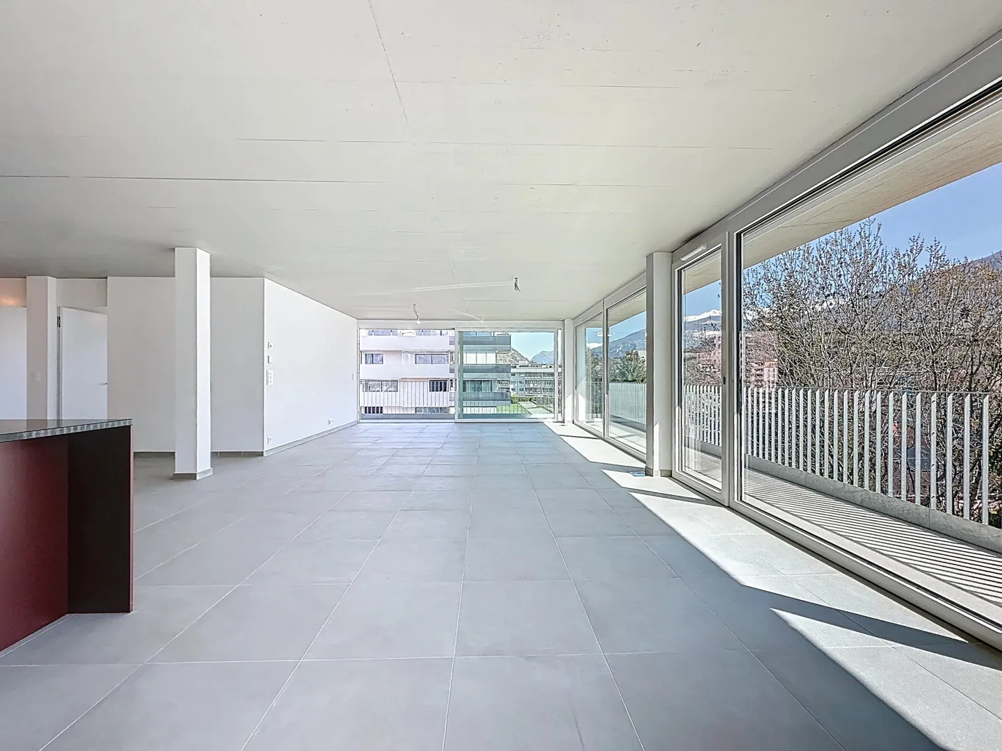 Luxuriöse 4,5-Zimmer-Wohnung in Conthey mit Panoramablick - Foto 4 von 16