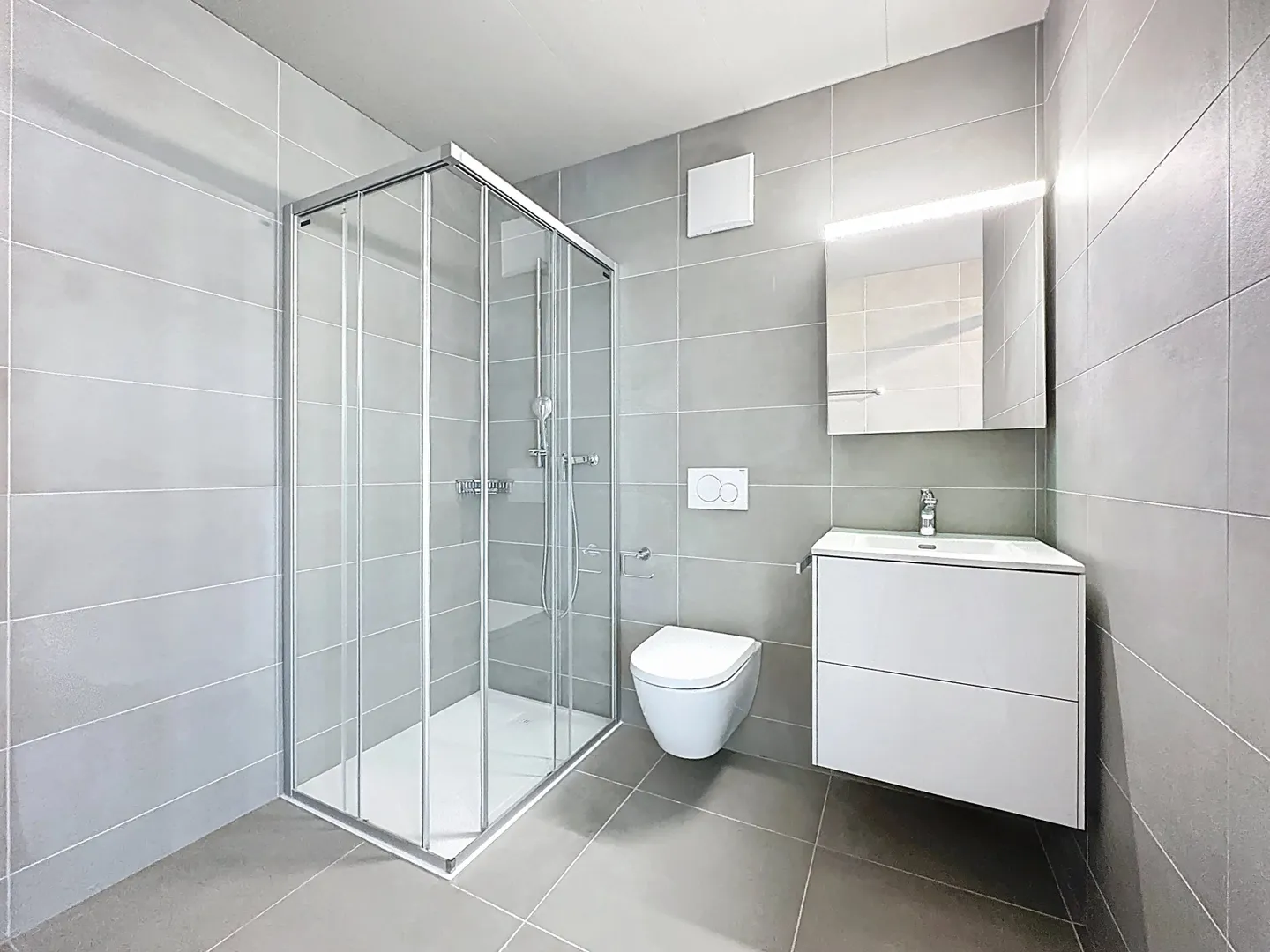 Luxuriöse 4,5-Zimmer-Wohnung in Conthey mit Panoramablick - Foto 15 von 16