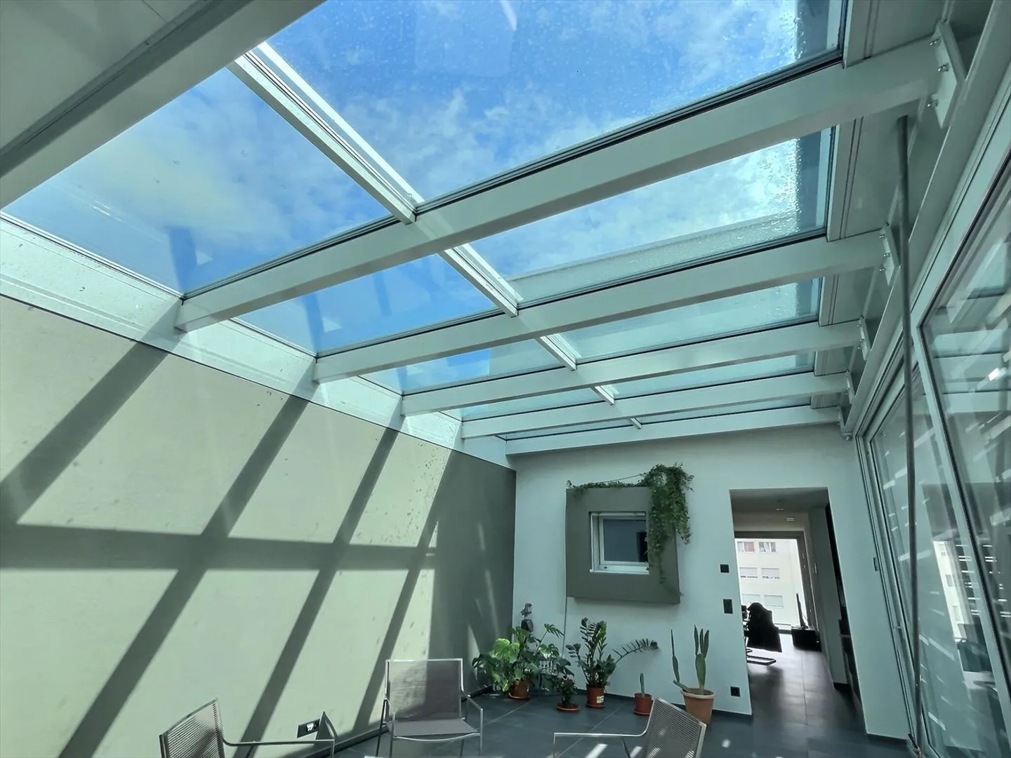 Maisonette moderna e atipica - 4,5 camere - Foto 2 di 13