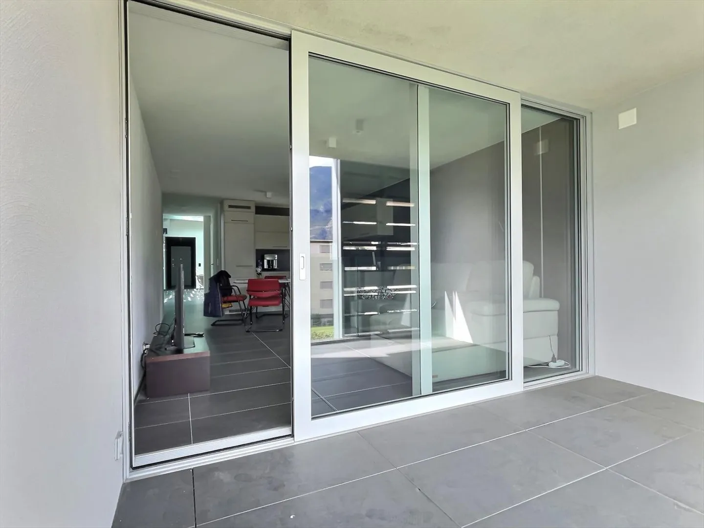 Maisonette moderna e atipica - 4,5 camere - Foto 9 di 13