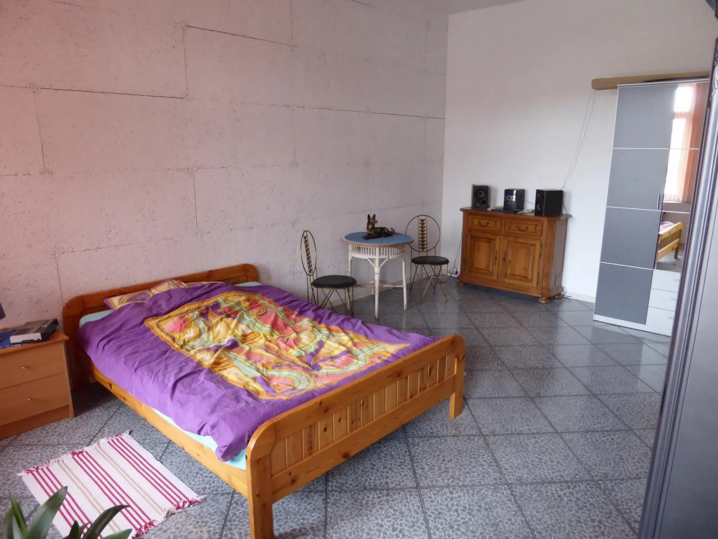 Appartement 2,5 pièces avec jardin et tout le confort - Photo 2 sur 5