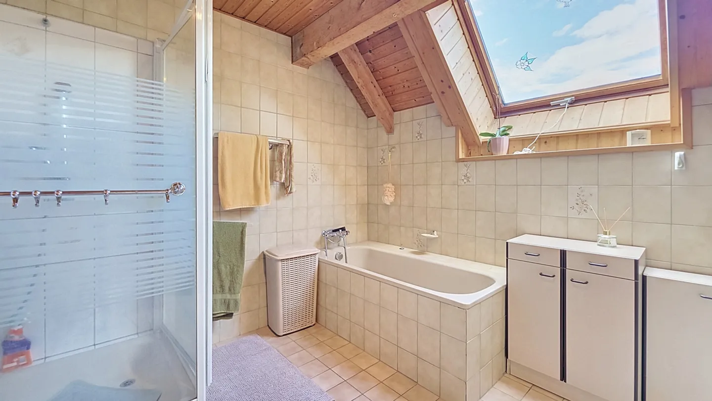 Villa indipendente con 2 appartamenti a Seigneux / VD - Foto 18 di 29