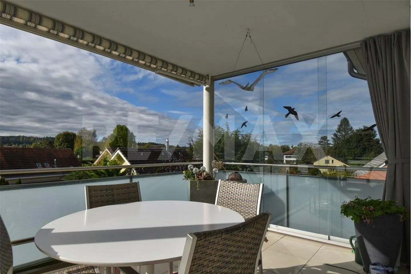High-quality 4½ room apartment, bright, contemporary and well-kept - Photo 7 of 10