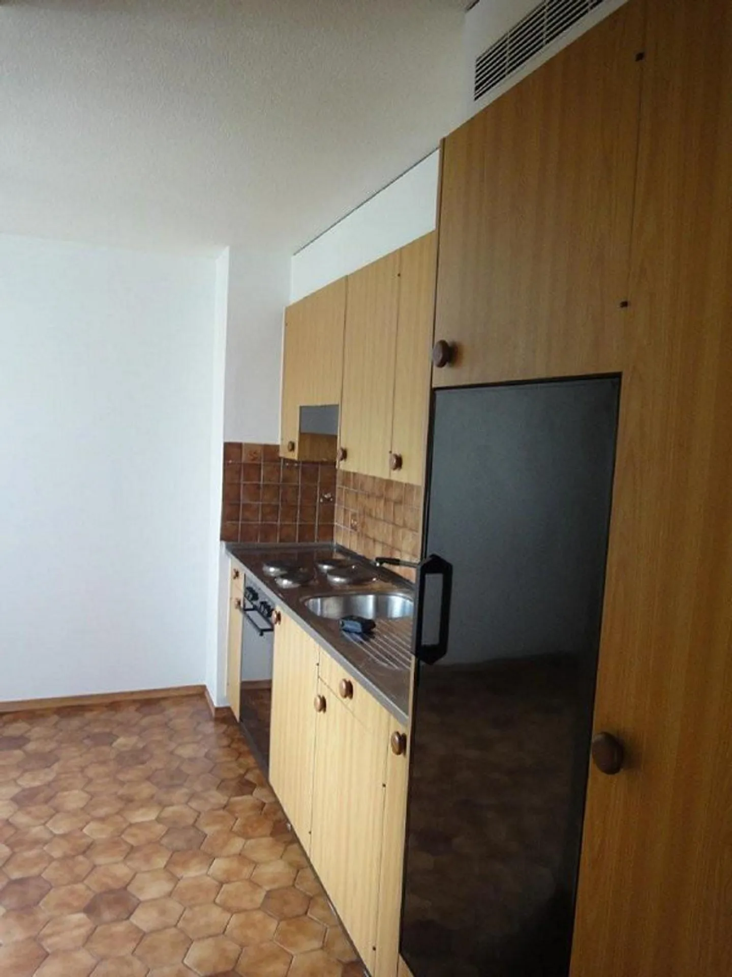 Charmant Appartement de 4 pièces - Photo 3 sur 12