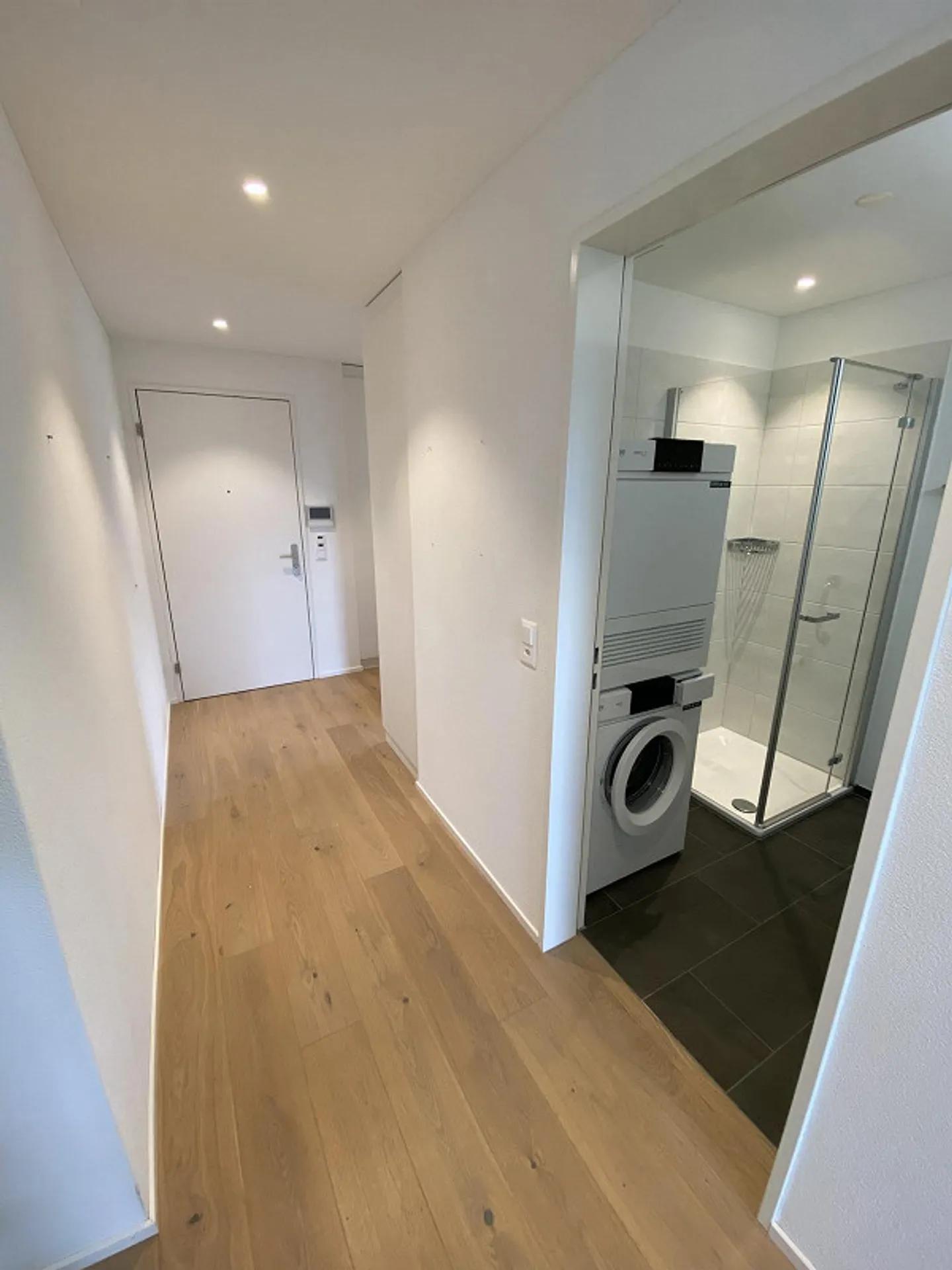 Moderne 4.5-Zimmer-Wohnung - Foto 5 von 13