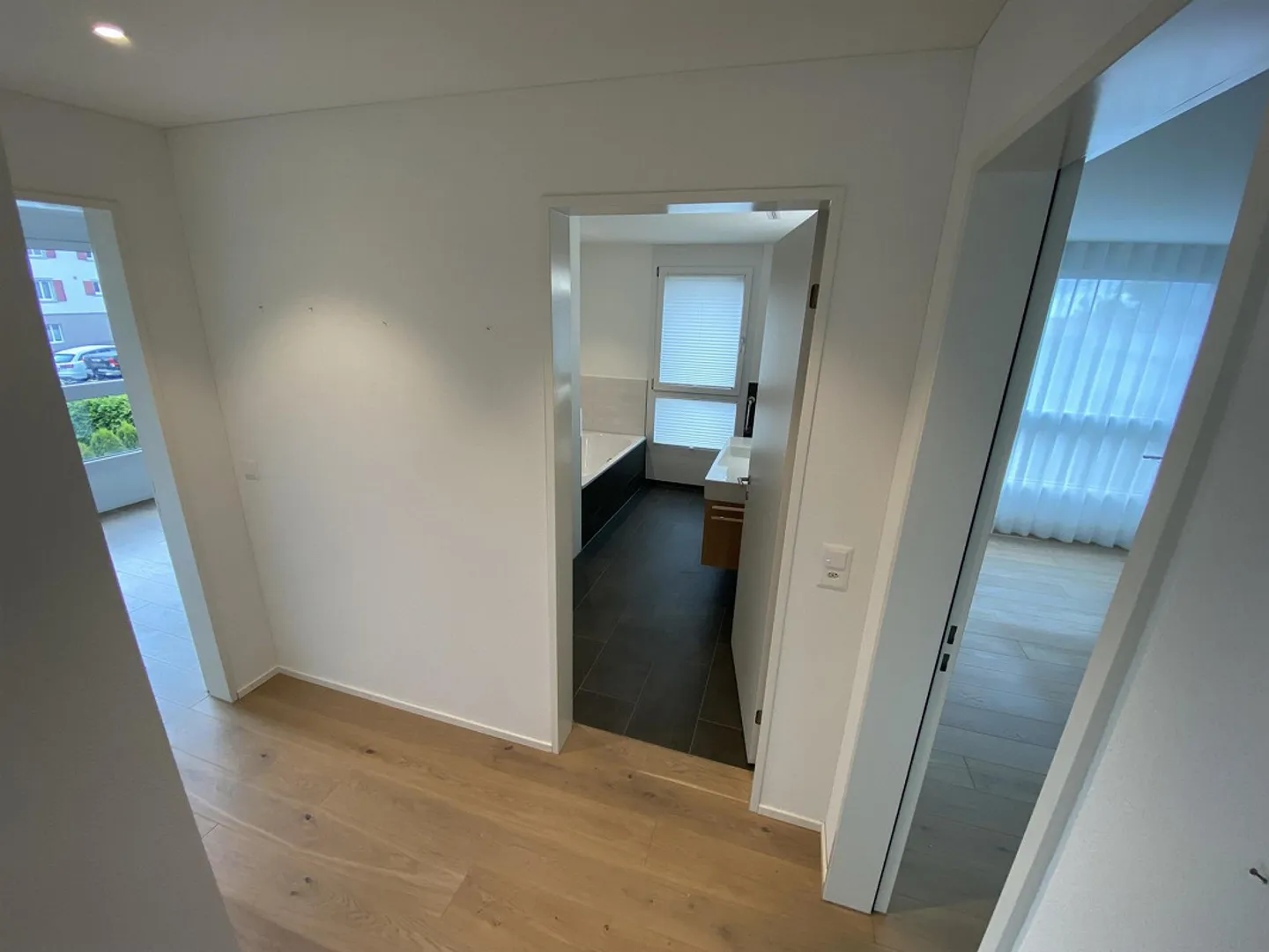 Moderne 4.5-Zimmer-Wohnung - Foto 6 von 13