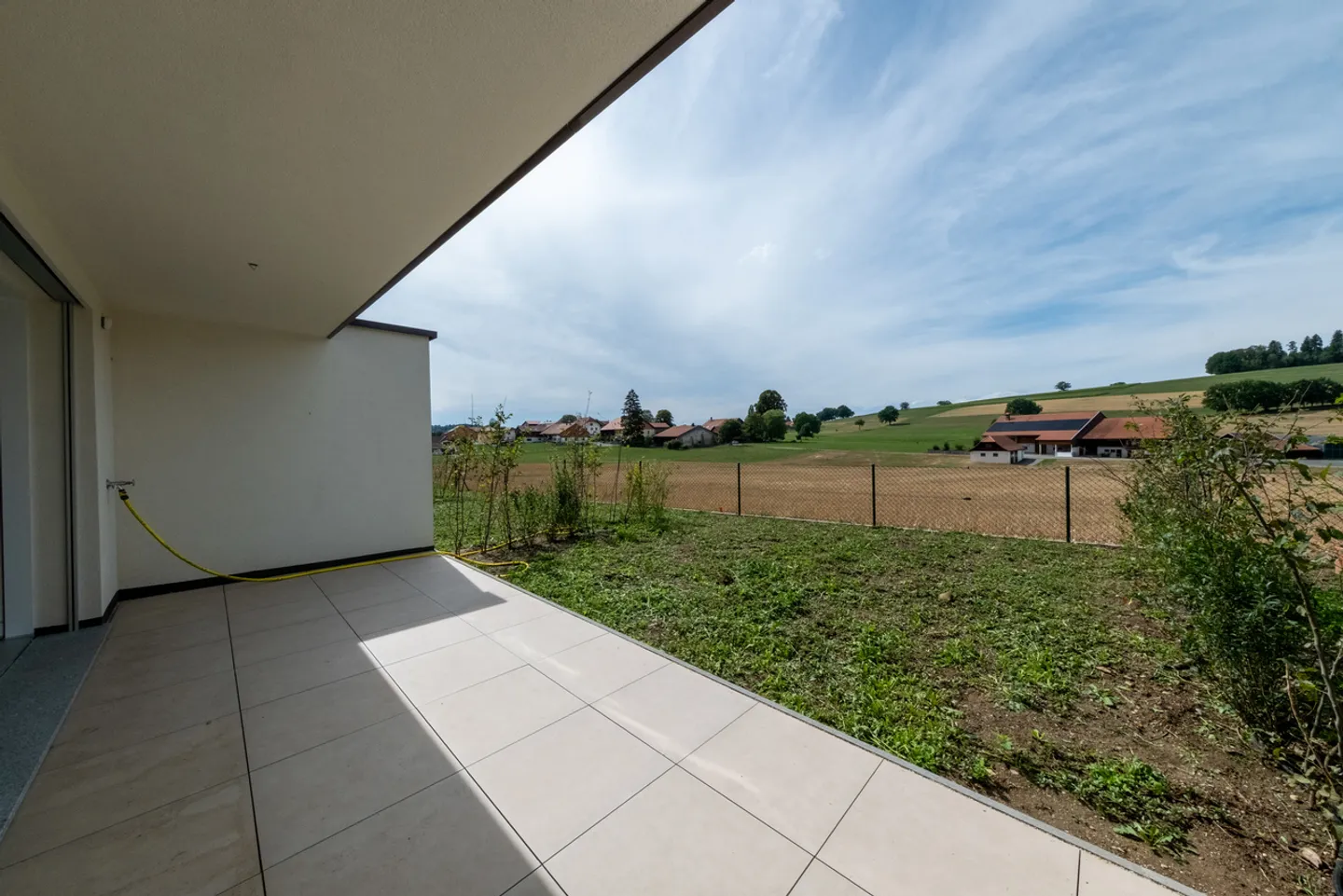 ZU VERKAUFEN – Herrliche moderne Villa in Villariaz - Foto 4 von 13
