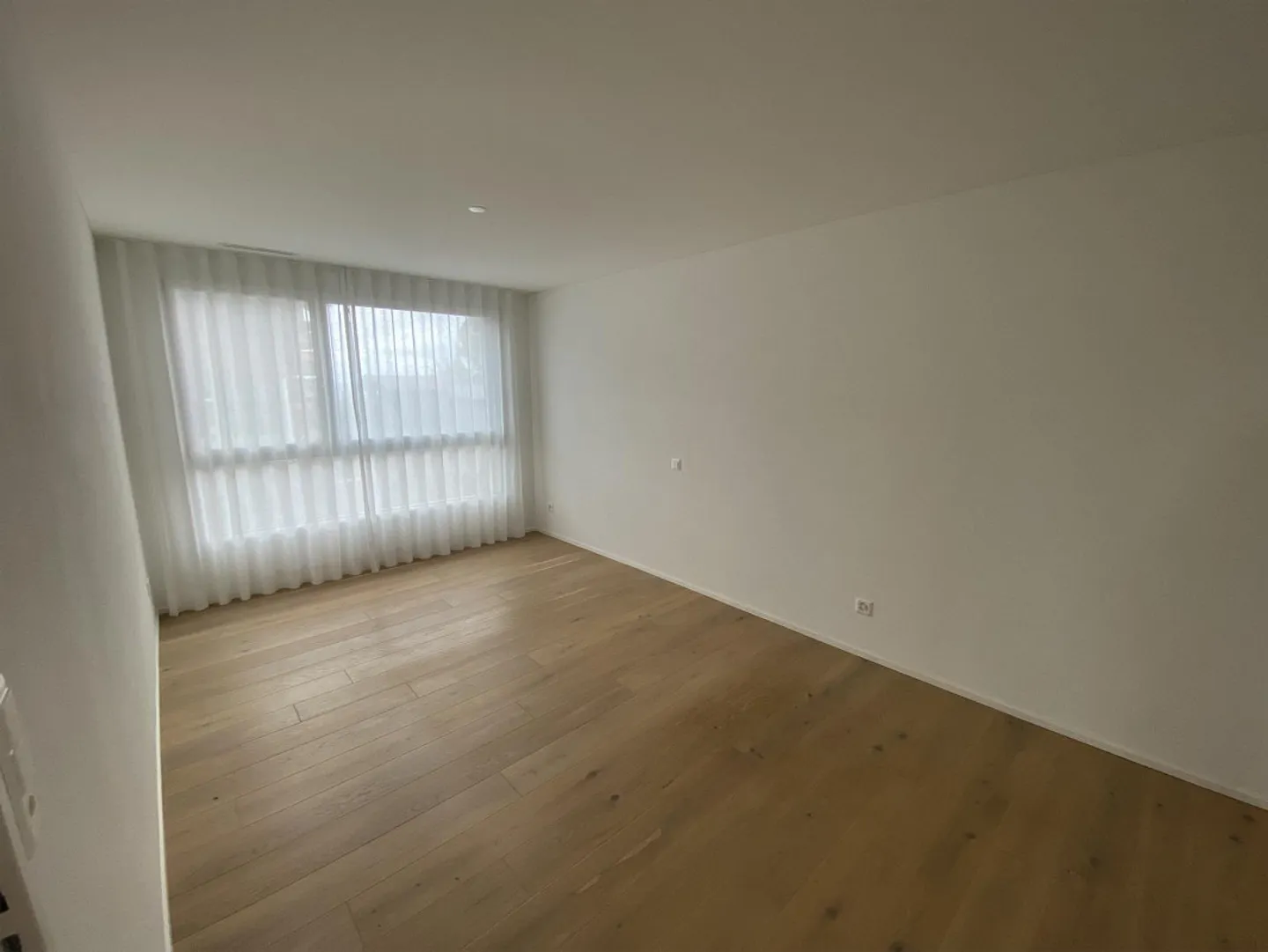 Moderne 4.5-Zimmer-Wohnung - Foto 9 von 13