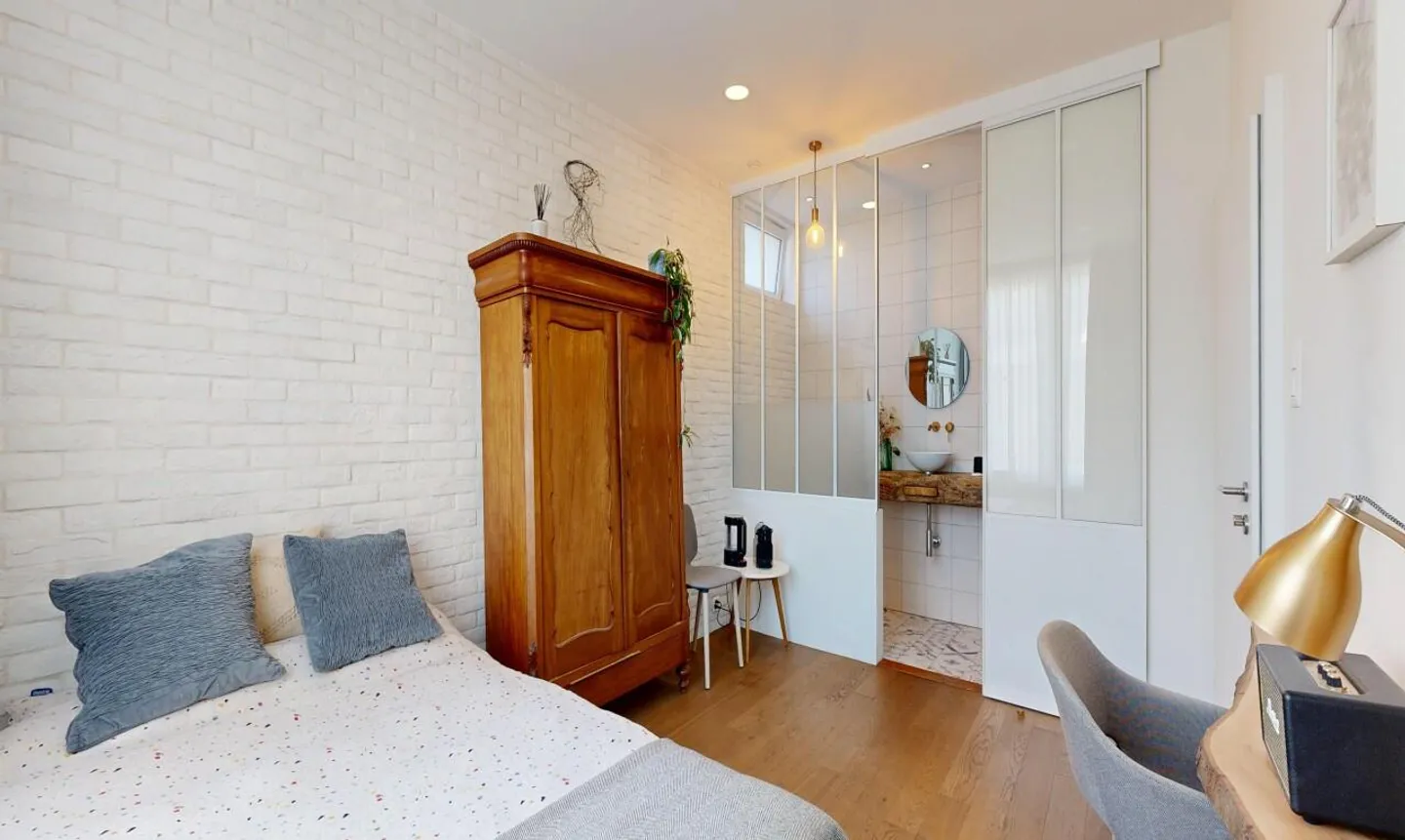 Maison villageoise rénovée avec jardin - Photo 10 sur 11