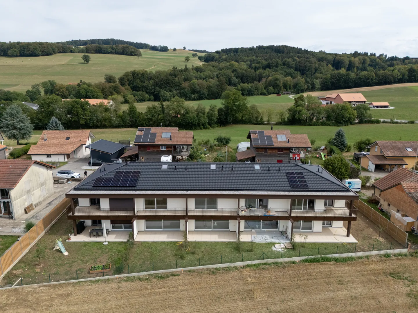 ZU VERKAUFEN – Herrliche moderne Villa in Villariaz - Foto 12 von 13