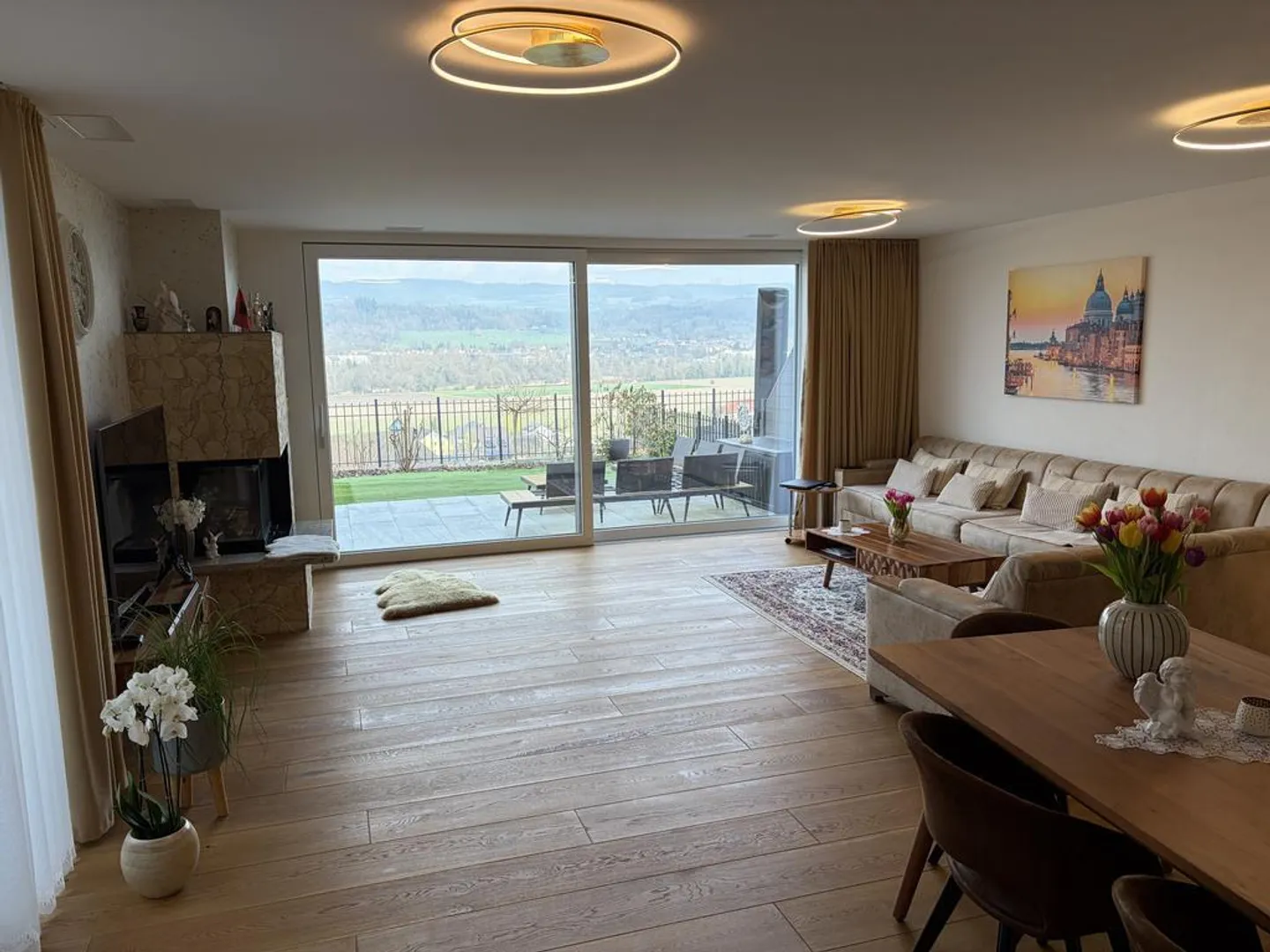 Charmantes Duplex mit Traumhaftem Blick - Foto 4 von 11