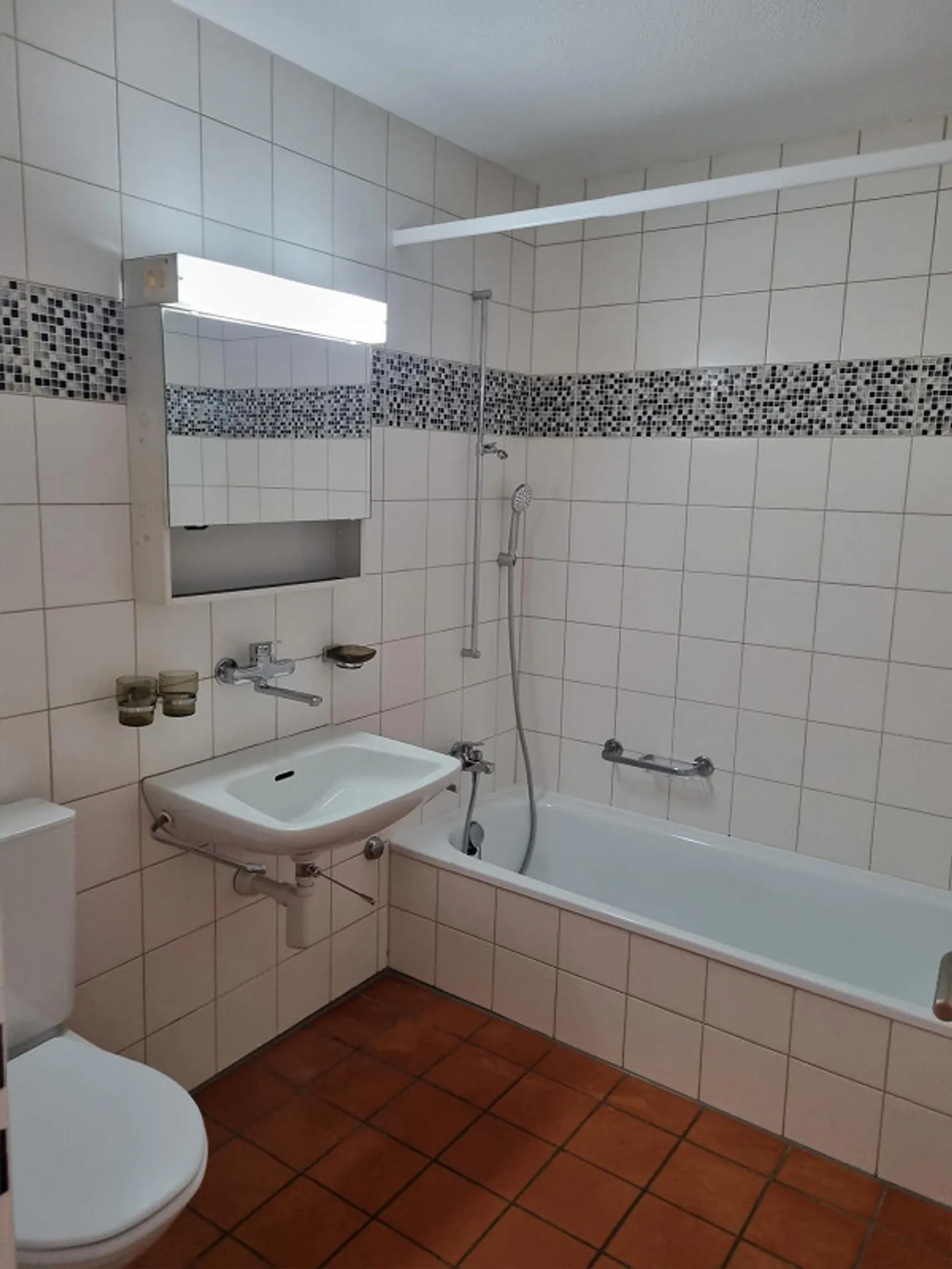 Wohnen mit Blick ins Grüne - 2-Zimmerwohnung in Bauernhaus - Foto 3 von 6